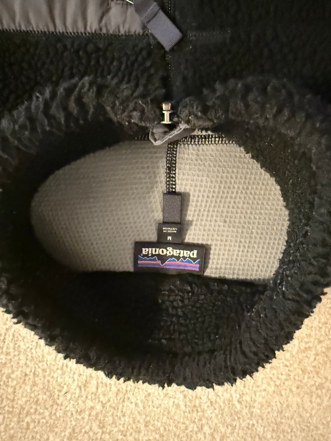 파타고니아 레트로X 베스트 블랙 상품이미지2