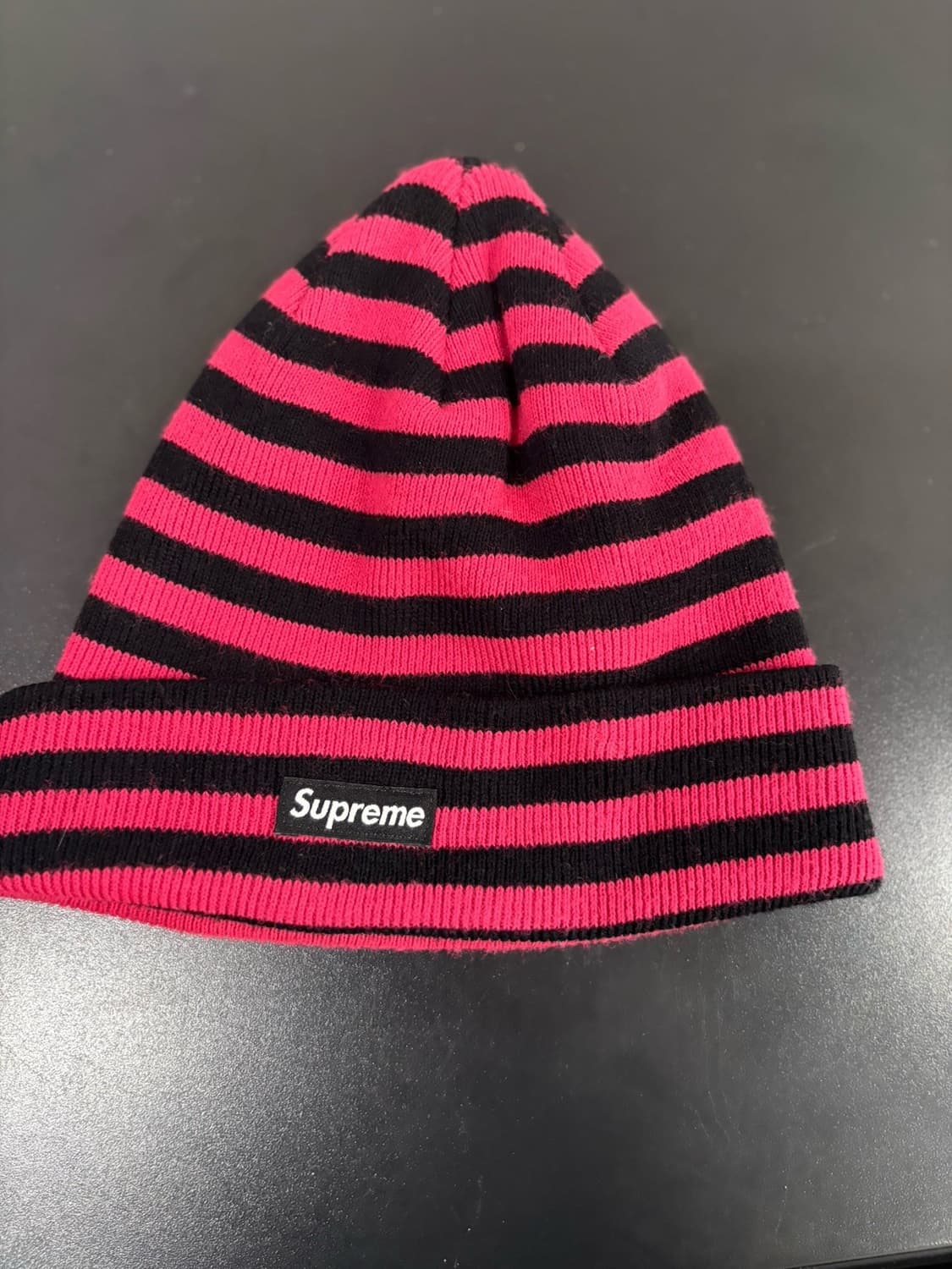 슈프림 스트라이프 비니 상품이미지1