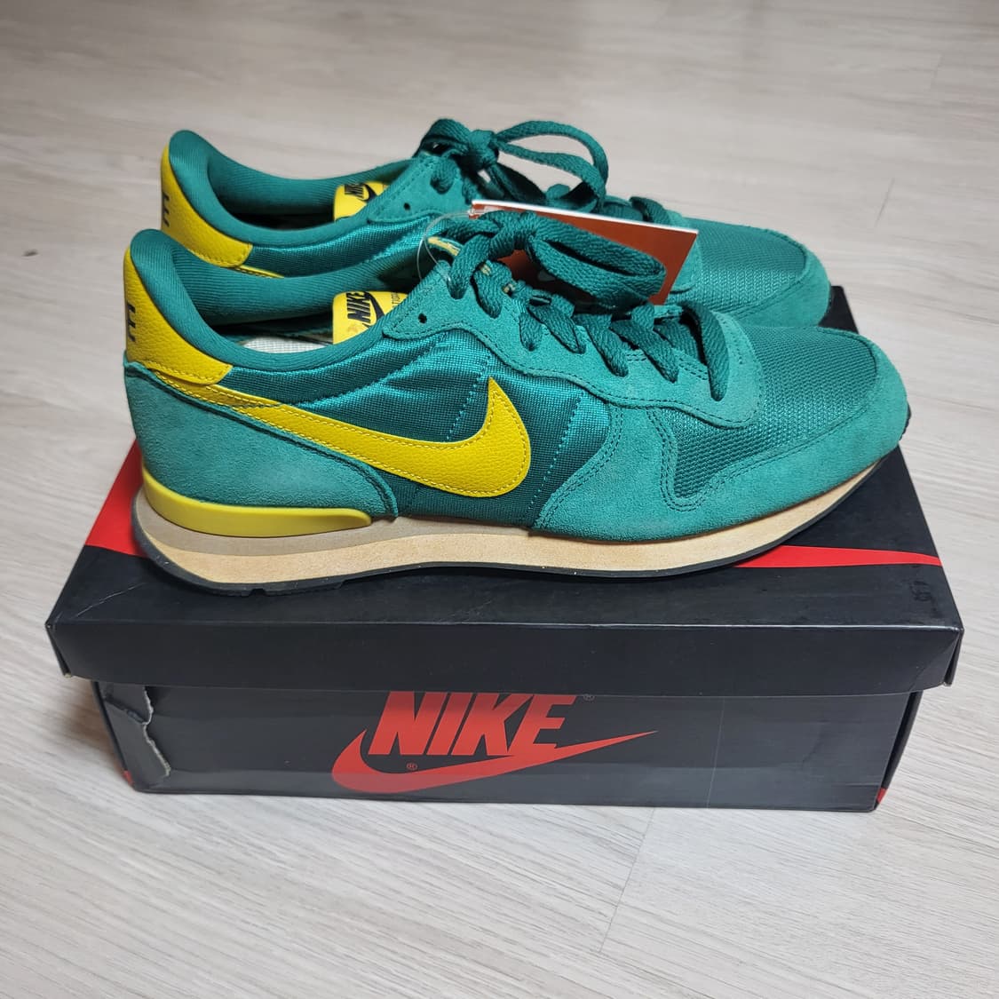 나이키 빈티지 인터내셔널리스트(270)새상품 상품이미지1