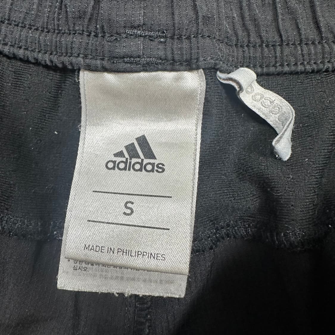 ✨ (바배) 아디다스 블랙 트레이닝 반바지  상품이미지3
