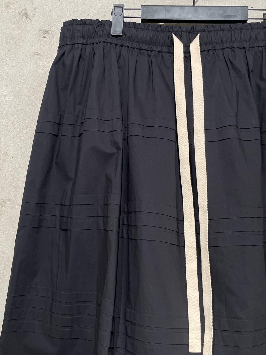 리 매튜스 블랙 스트링 레이어 오버 코튼 롱 스커트 상품이미지2