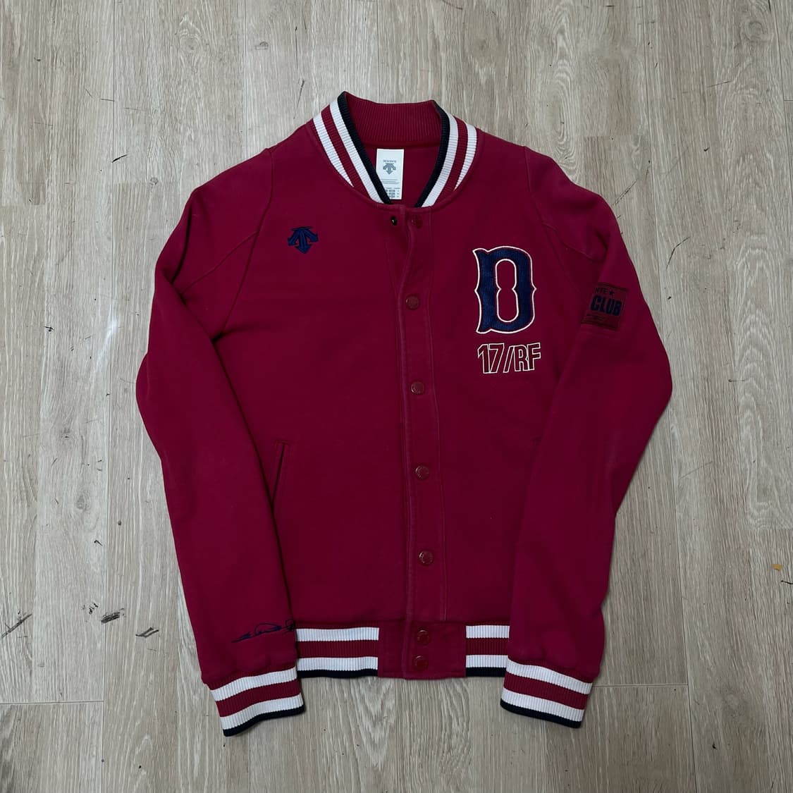 데상트 여성 추신수 헌정 20-20 클럽 바시티 자켓 [와인] S/85 상품이미지1