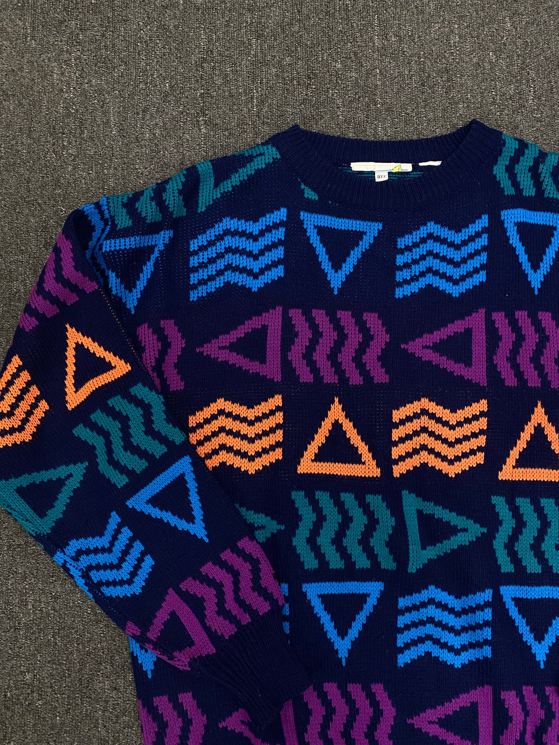 오션퍼시픽 패턴 니트 상품이미지4