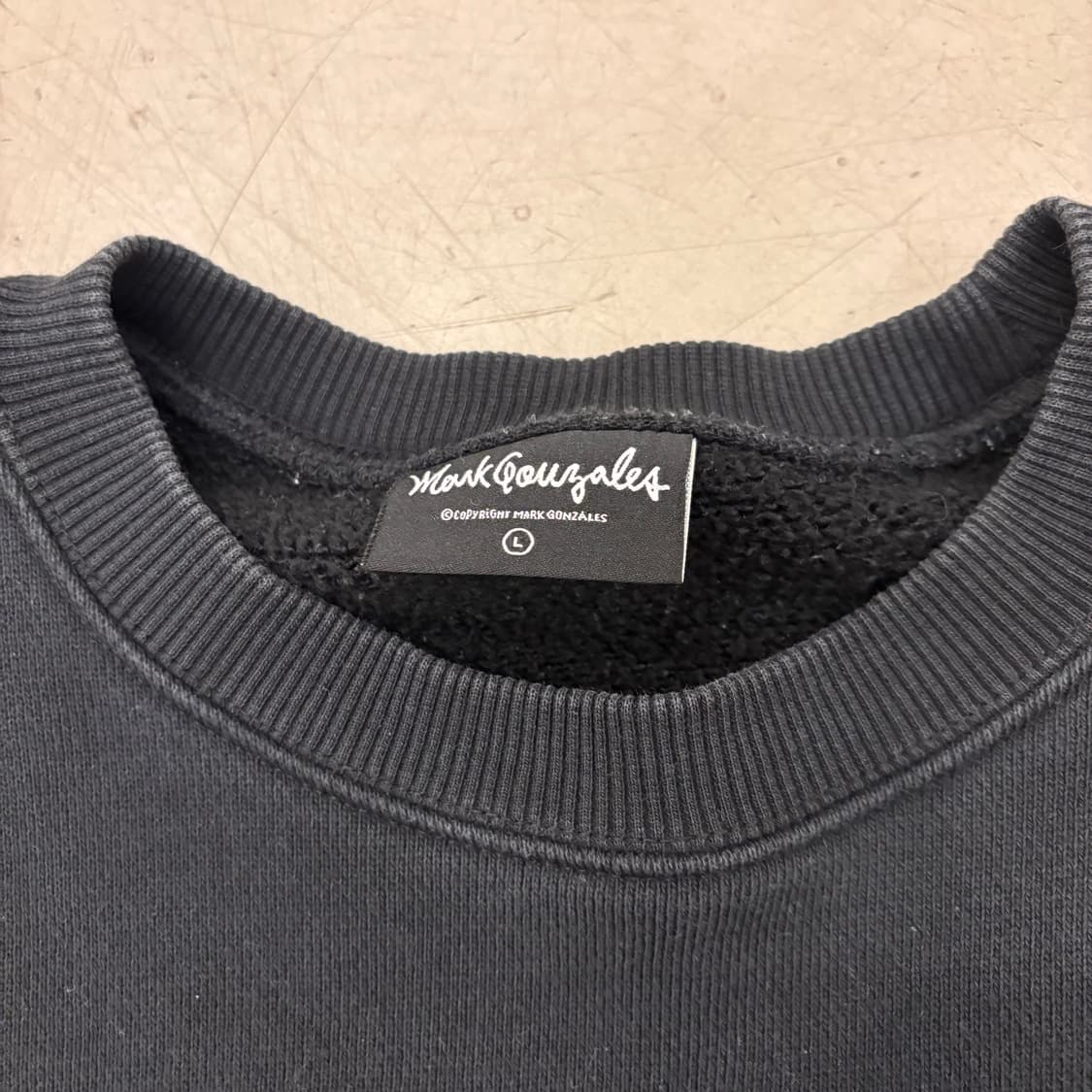 마크곤잘레스 x 참스 스튜디오 빅로고 맨투맨 상품이미지4