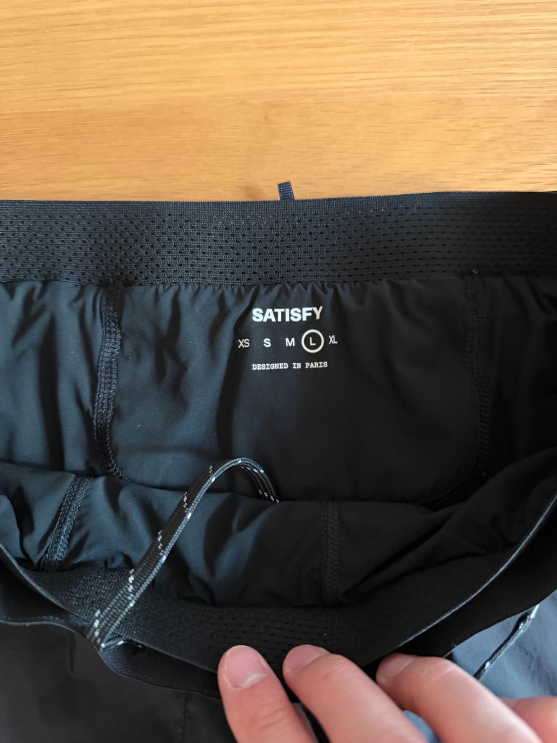 새티스파이 satisfy 테크실크 8인치 블랙 L사이즈 상품이미지3