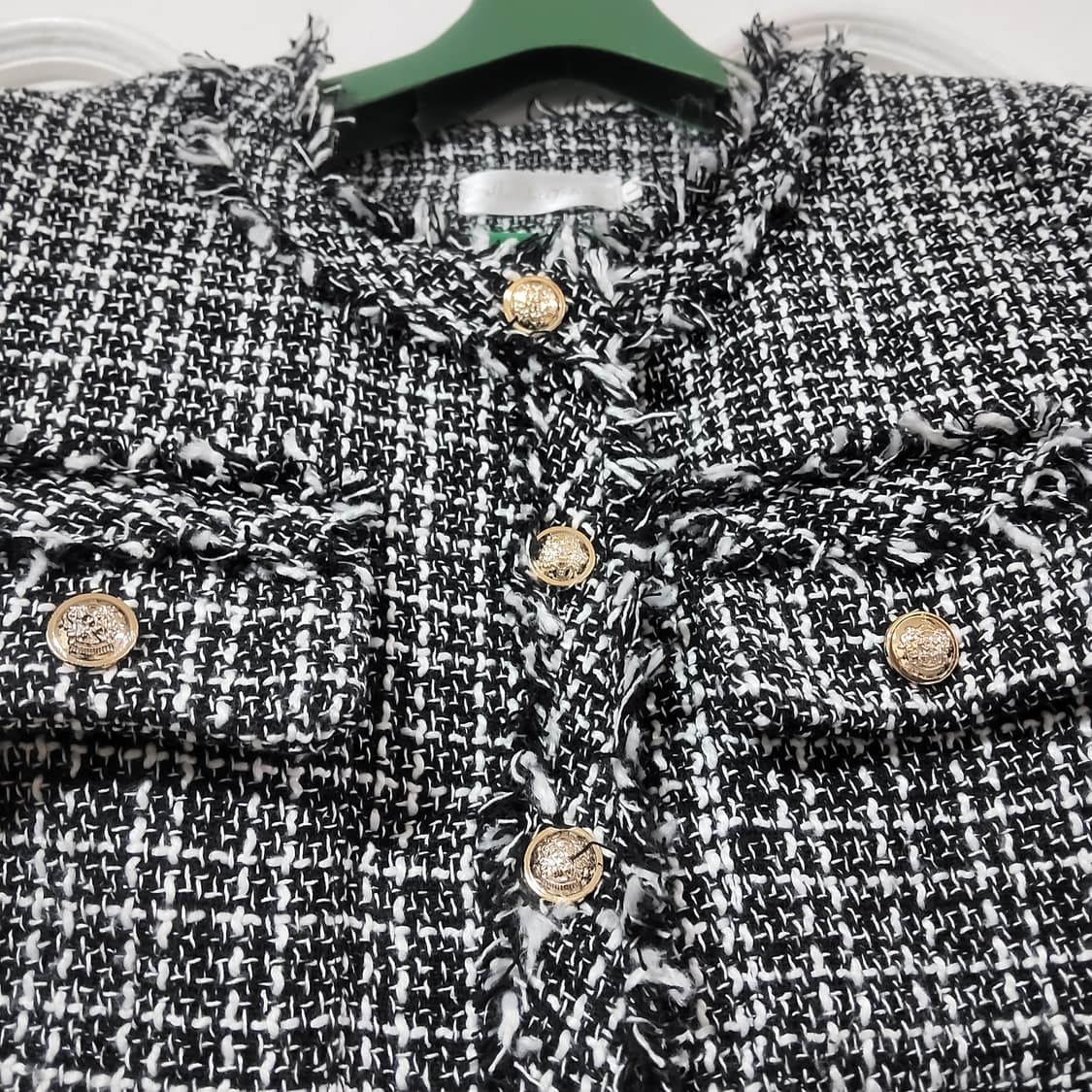 새상품 트위드 자켓 금장 버튼 봄 가을 자켓 블랙 상품이미지2