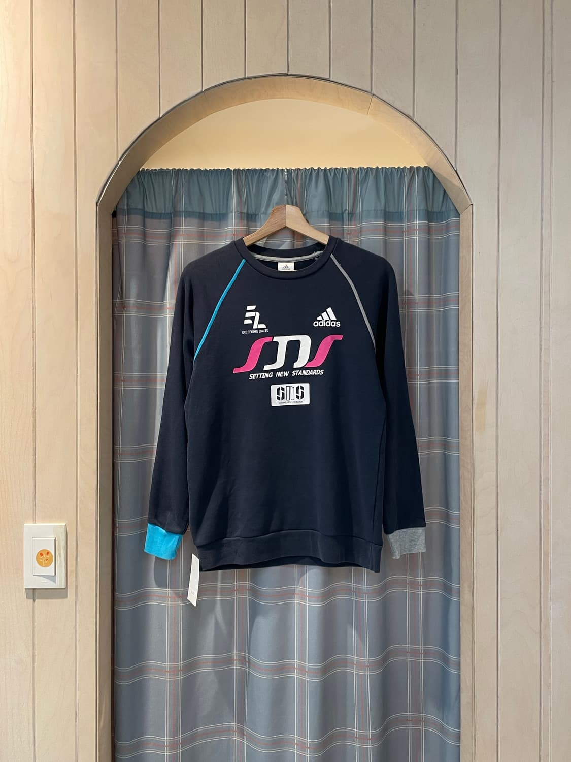 아디다스 키치맛 스웻셔츠 상품이미지1