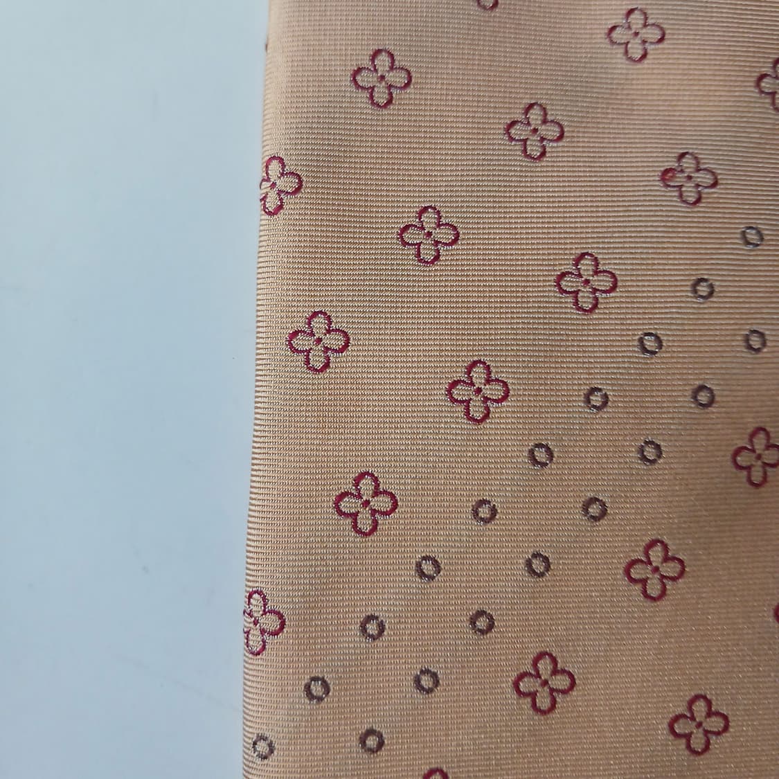 웅가로 실크 골드 플라워 자카드 넥타이 9.3cm A등급 A19102
 상품이미지7