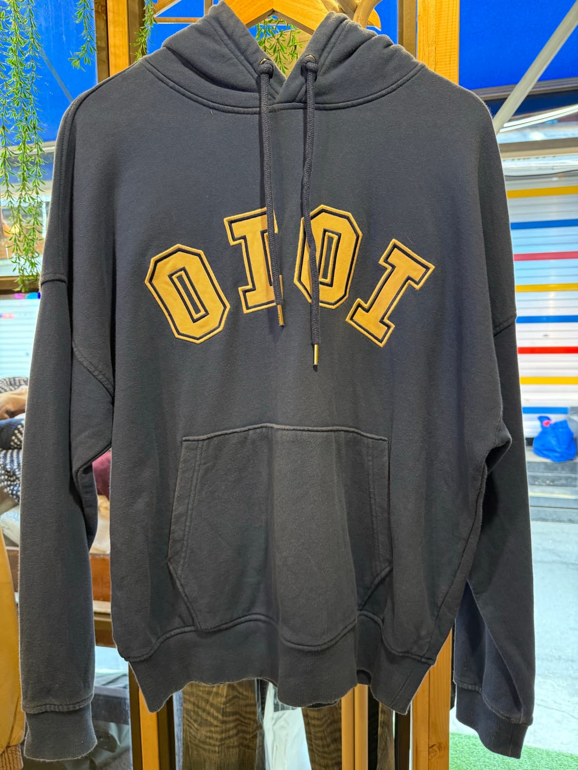 오아이오아이 블루 후드티 상품이미지1