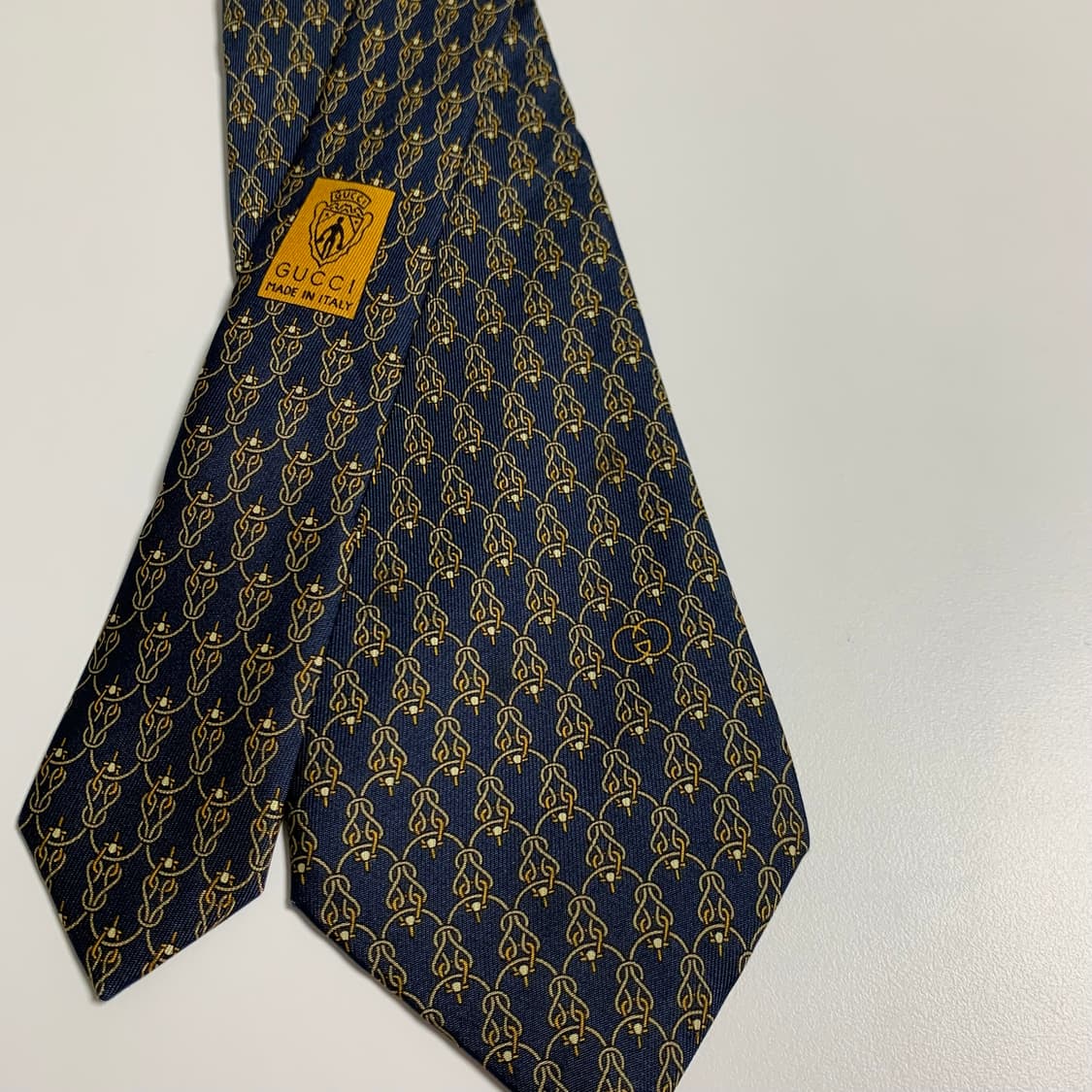 구찌(GUCCI) 기하학적패턴 GG심플로고 명품넥타이 이태리 100실크 상품이미지4
