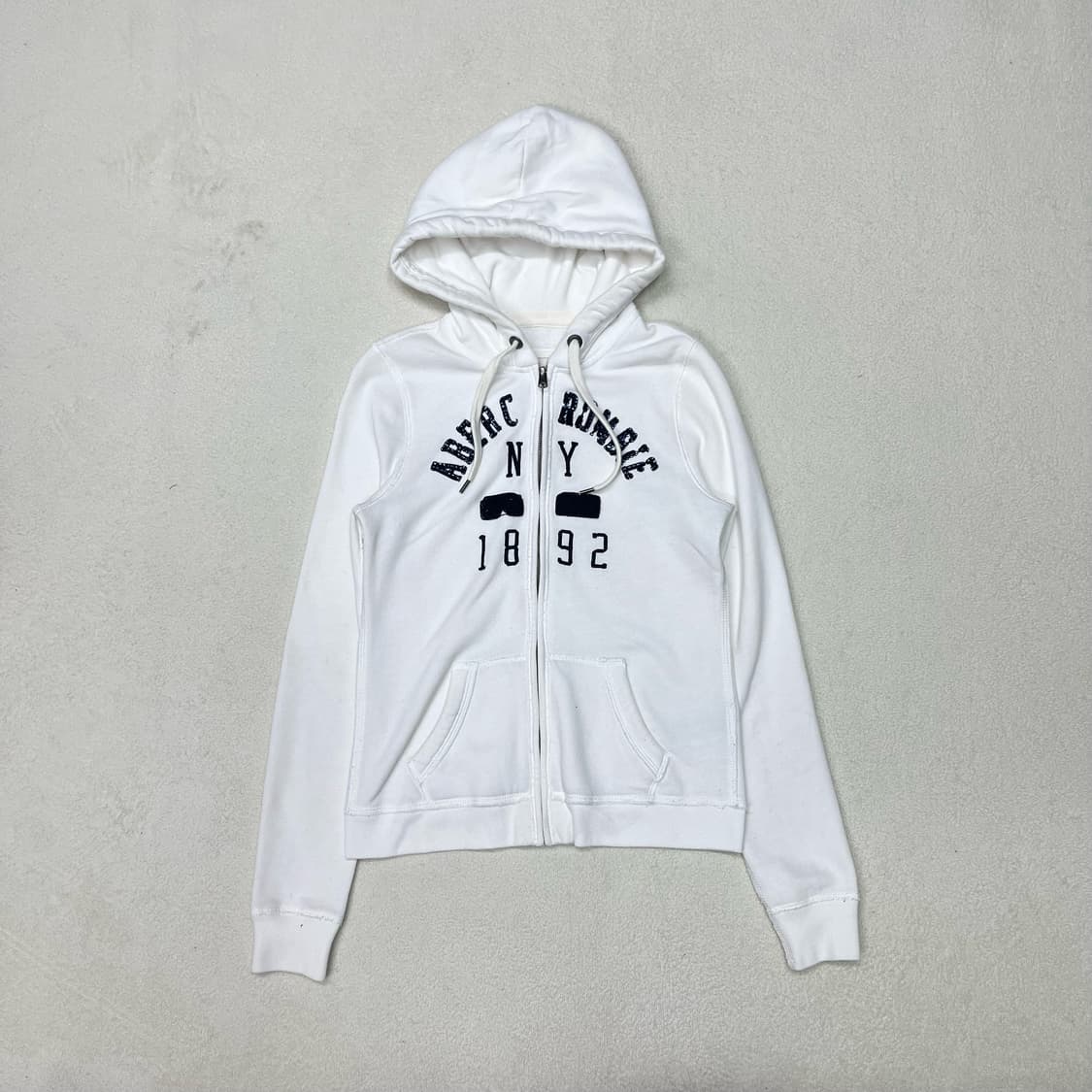Abercrombie white hood zip-up 상품이미지4