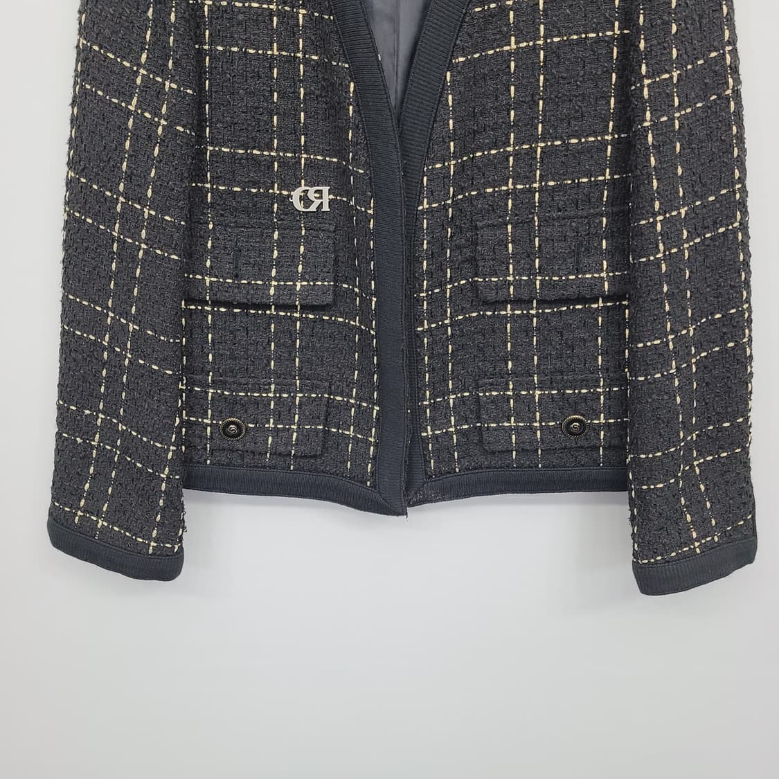 로마네꽁티 골드 체크 트위드 자켓(M) 상품이미지4