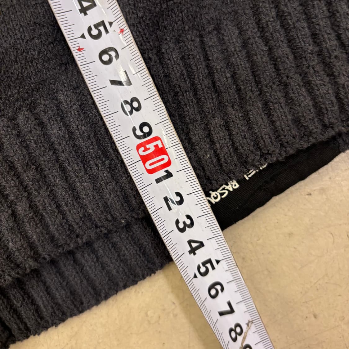 장 미쉘바스키아 x 보브 빅로고 니트 집업 상품이미지5