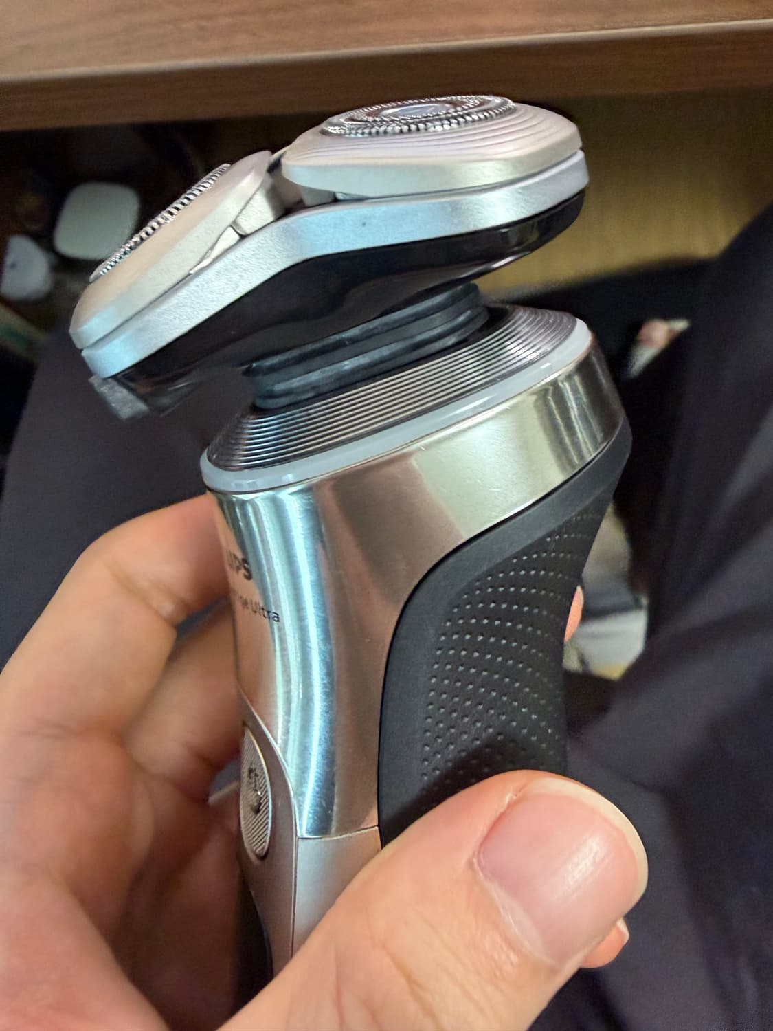 필립스 9000 프레스티지 울트라 골드 면도기 풀세트 상품이미지4