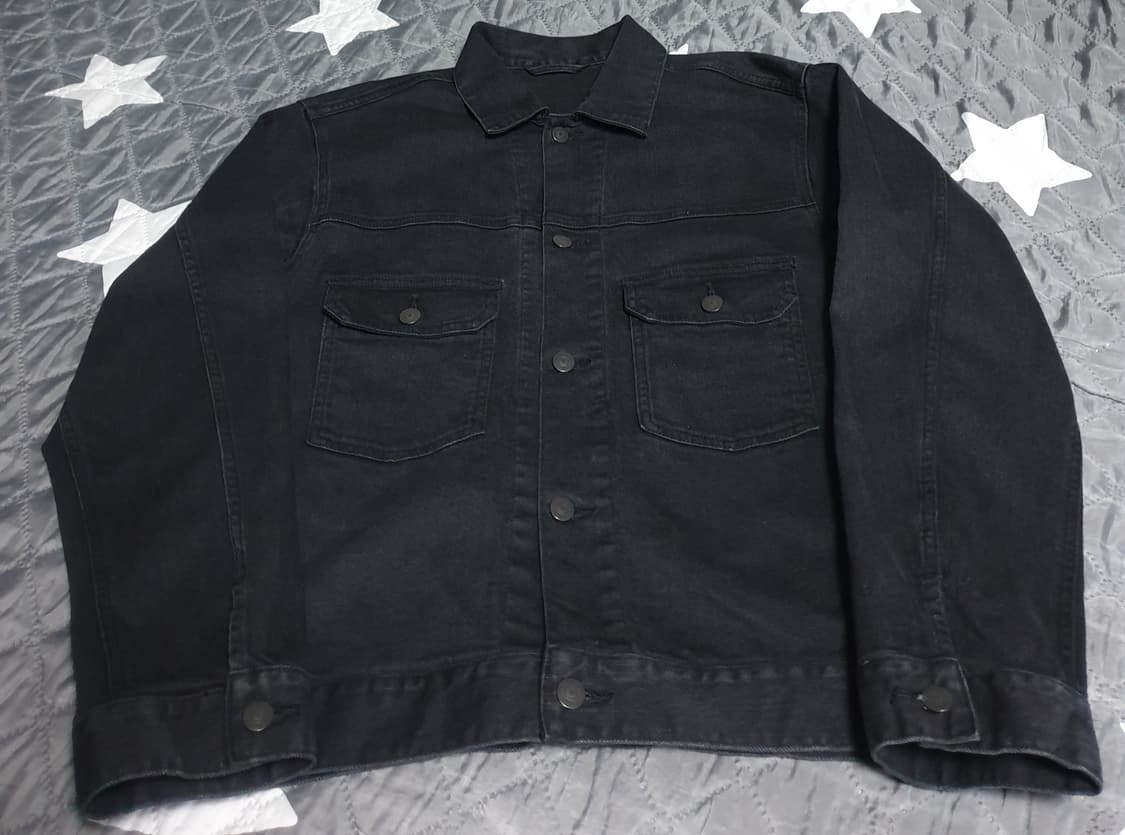 유니클로 24s 데님 트러커 자켓 흑청 (L) 상품이미지1