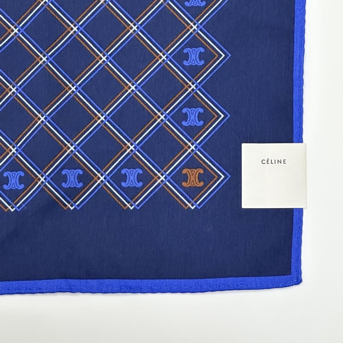 (새상품) celine / 셀린느 쁘띠스카프 손수건 상품이미지4