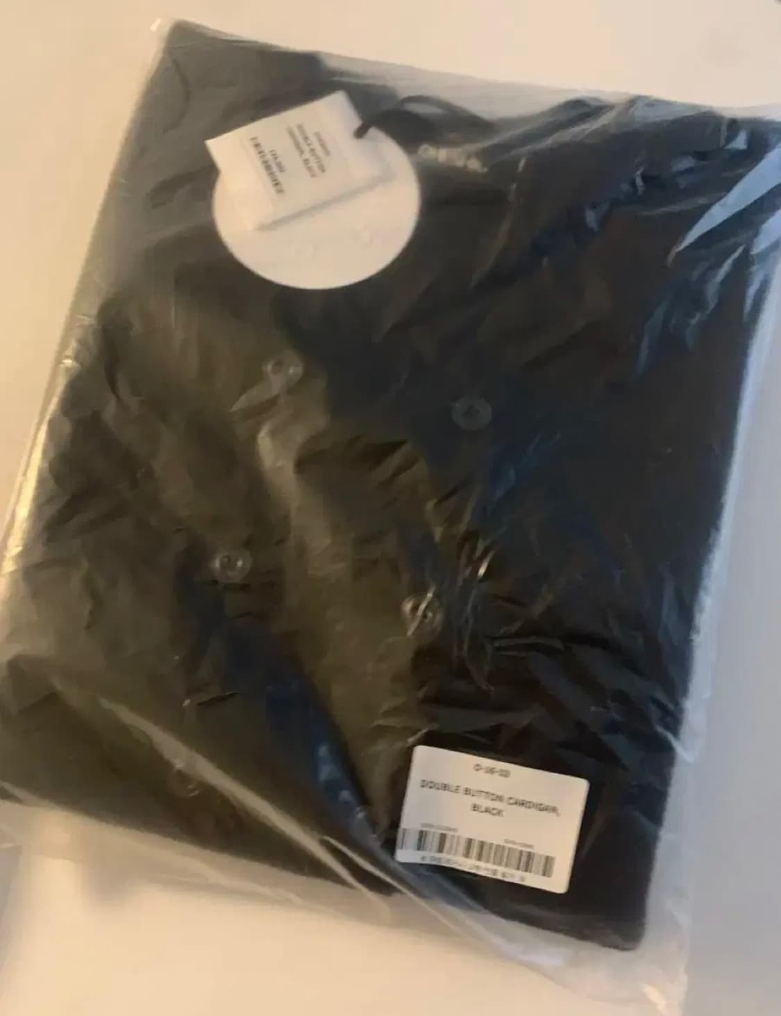 오헤시오 가디건 DOUBLE BUTTON CARDIGAN, BLACK 상품이미지4