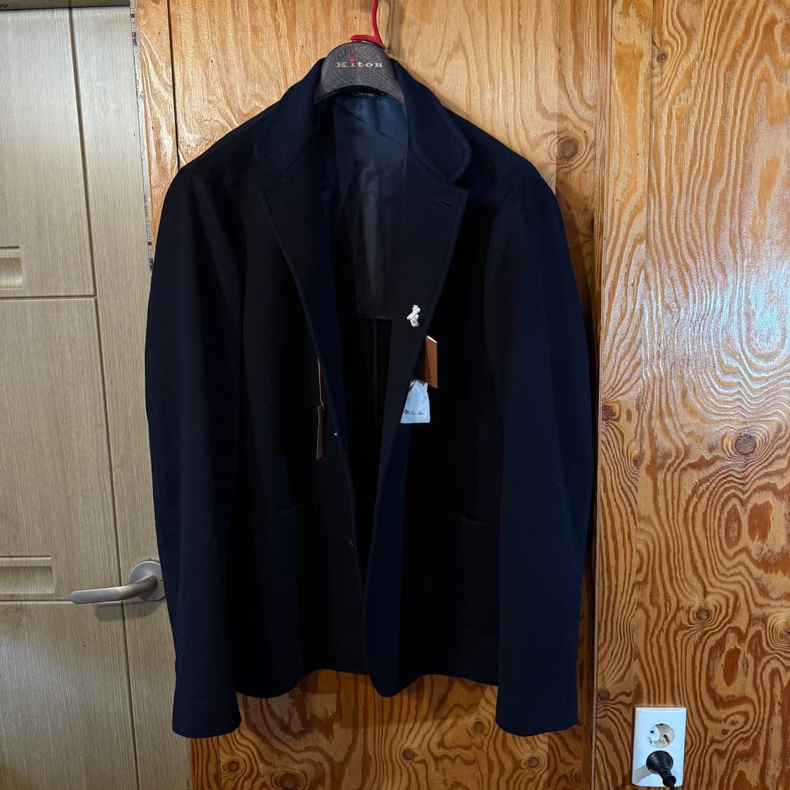 로로피아나 24 F/w 스파냐 캐시미어 자켓 새상품 판매 합니다. 상품이미지5