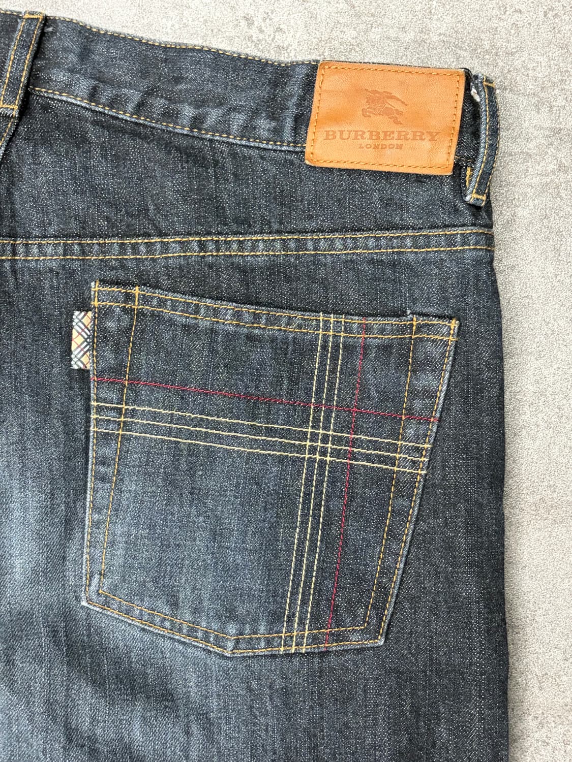 버버리 런던 일본판 데님 팬츠 상품이미지3