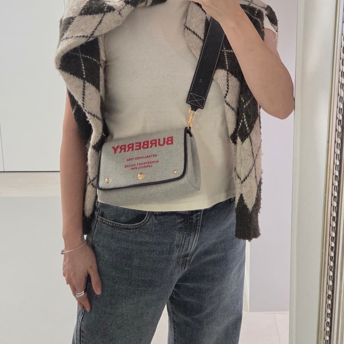 BURBERRY 버버리 정품 호스페리 크로스백 미니크로스 패브릭 레더백 상품이미지1