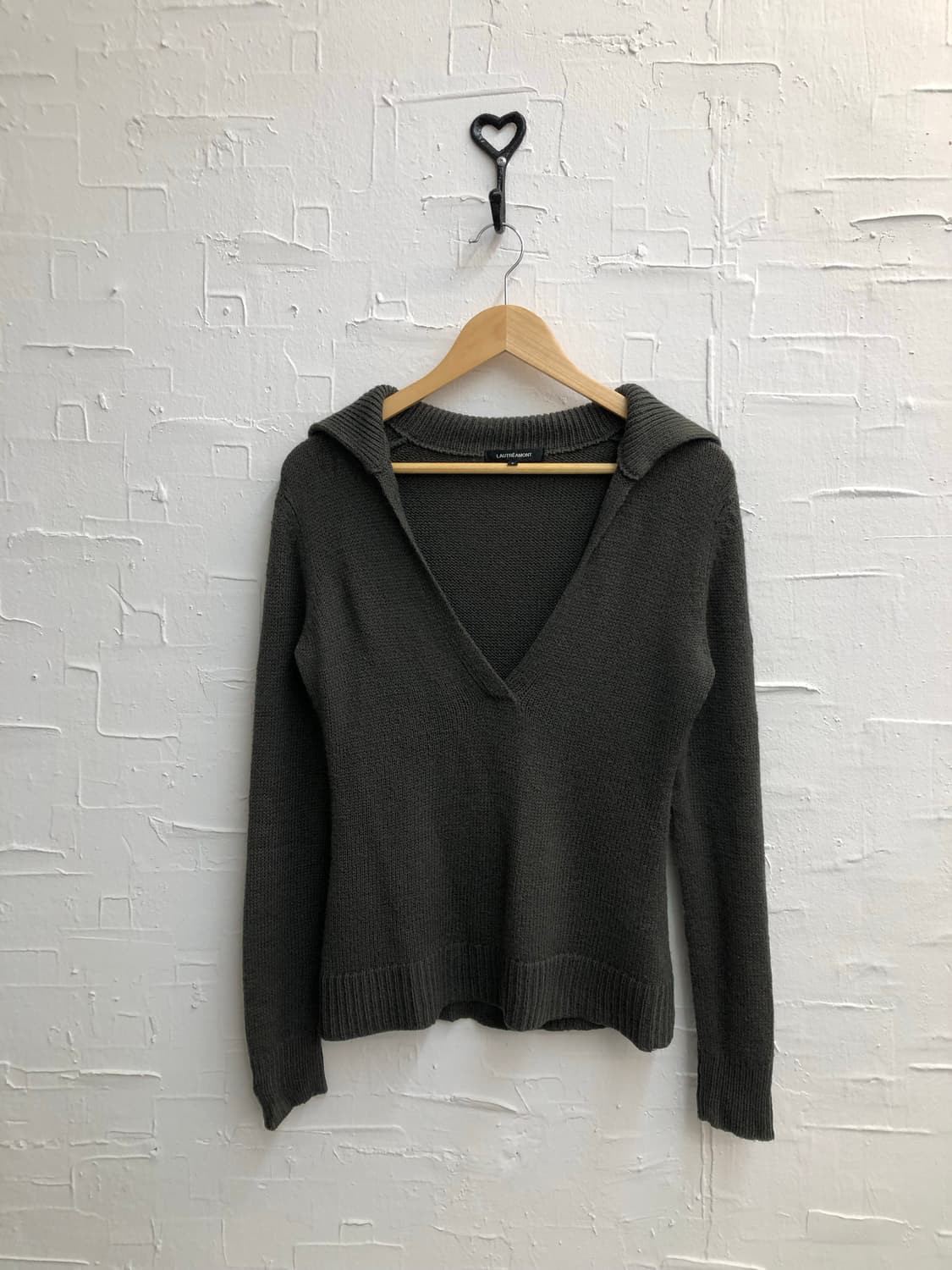 deep v-neck knit 상품이미지4