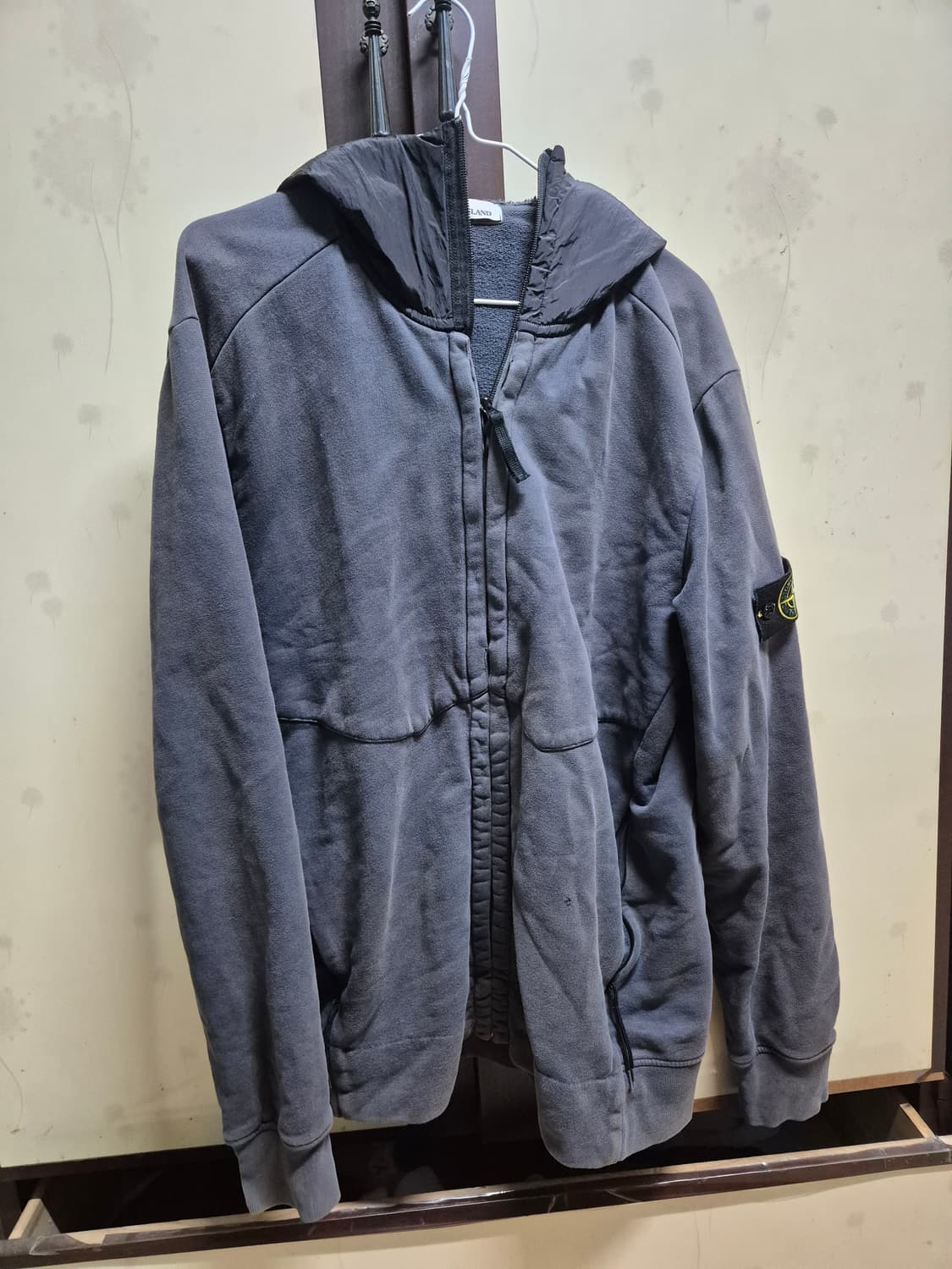 [XXL] 16FW 스톤아일랜드 나일론 후드 집업 차콜 회색 상품이미지2