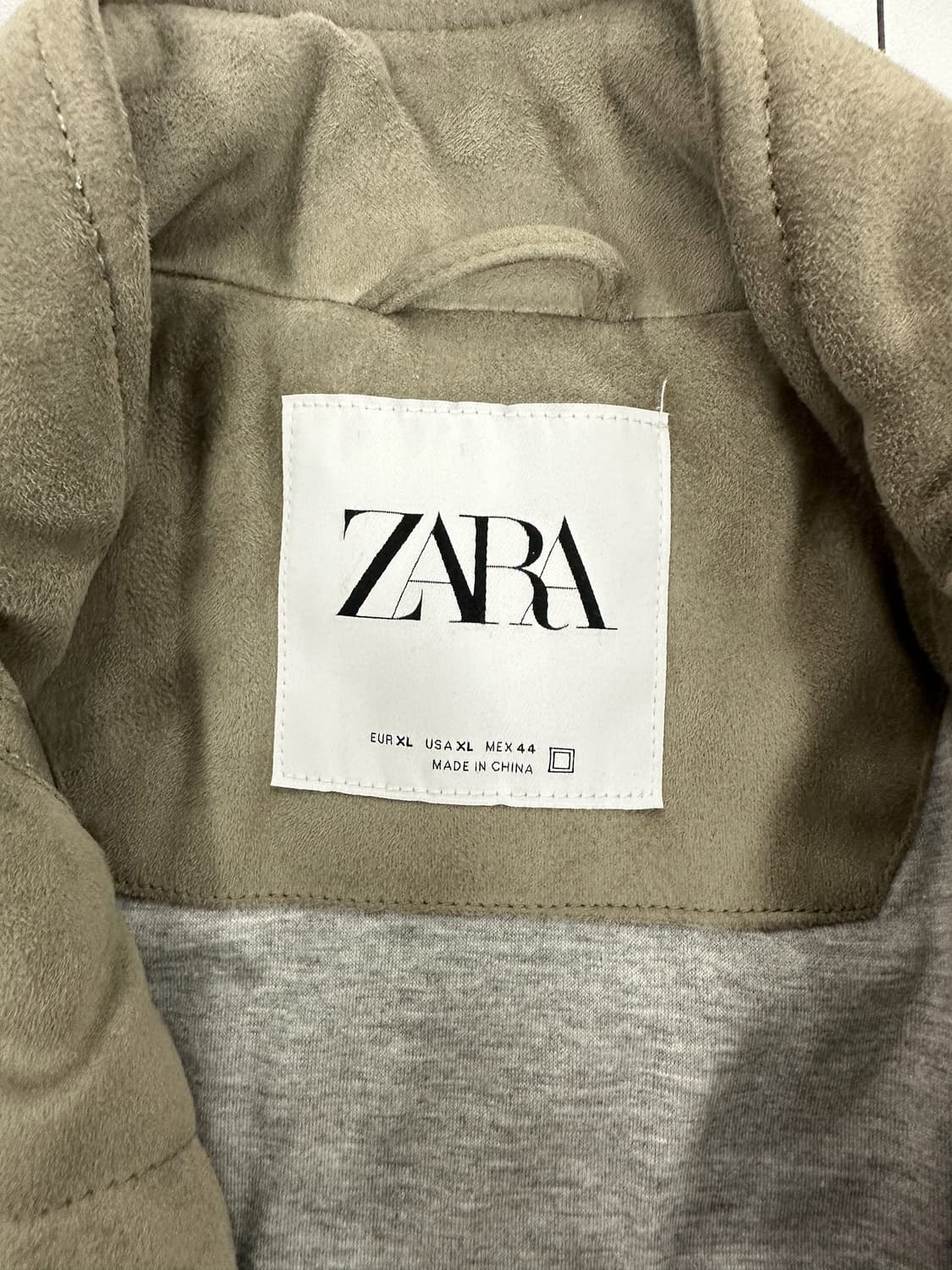 자라 스웨이드 라이크 패딩조끼 상품이미지3