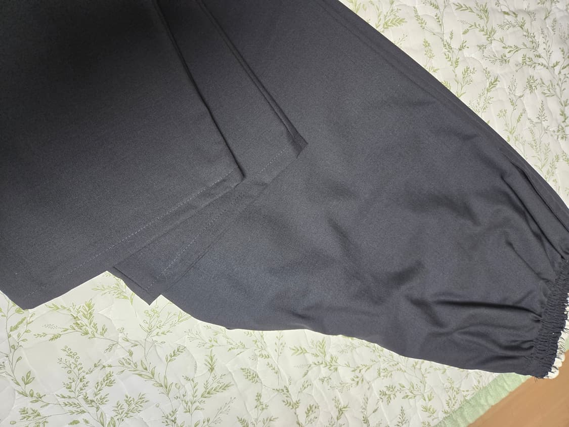 카미엘 포트젠스 울 팬츠  상품이미지3