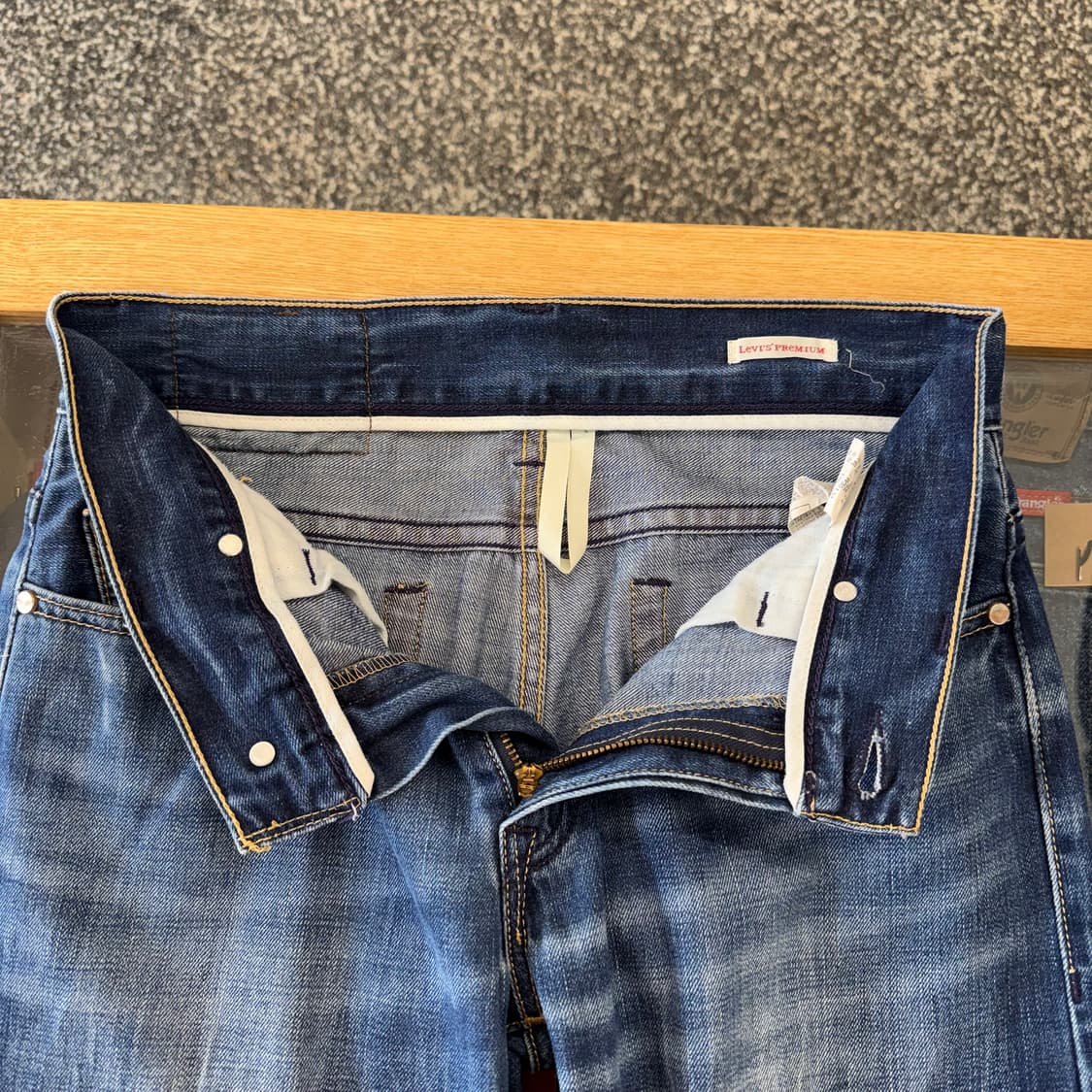 리바이스 523 프리미엄 워싱 데님 (30)   상품이미지5