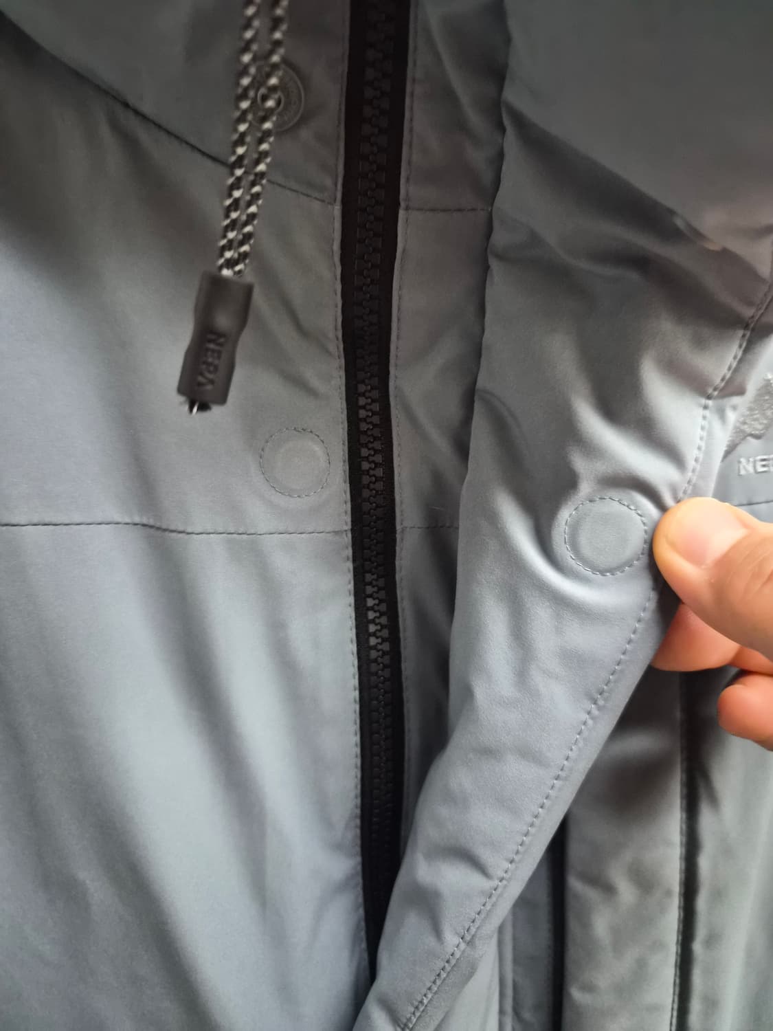 105) NEPA 네파 에어그램 써모 구스다운 패딩 팝니다 상품이미지4