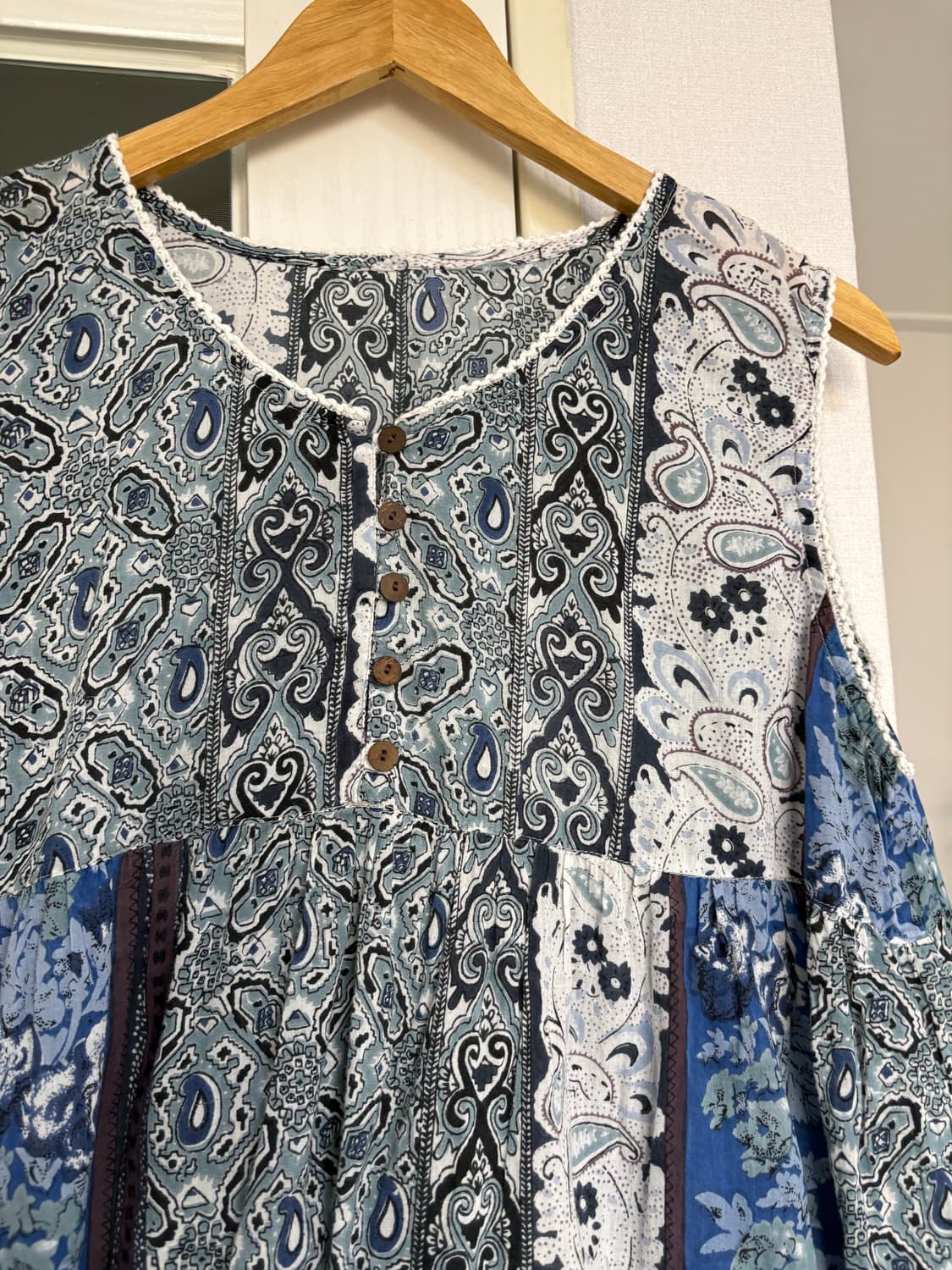 블루 패턴 슬리브리스  상품이미지2