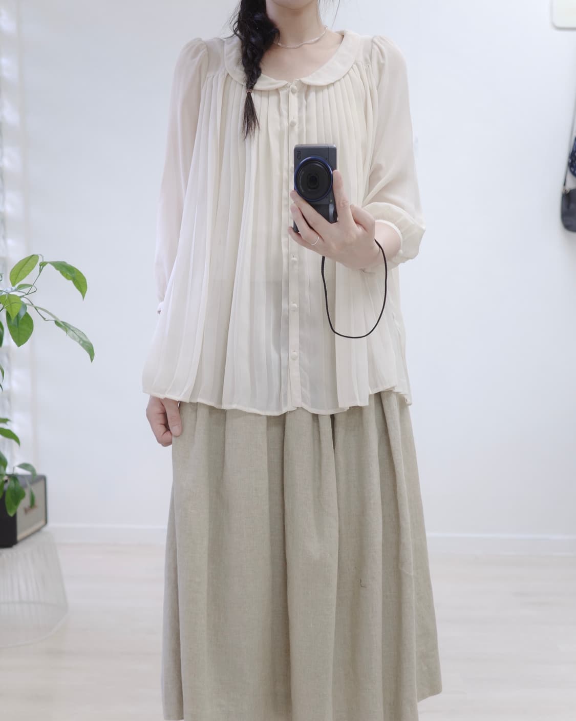 Earth&music round collar peach blouse 상품이미지2