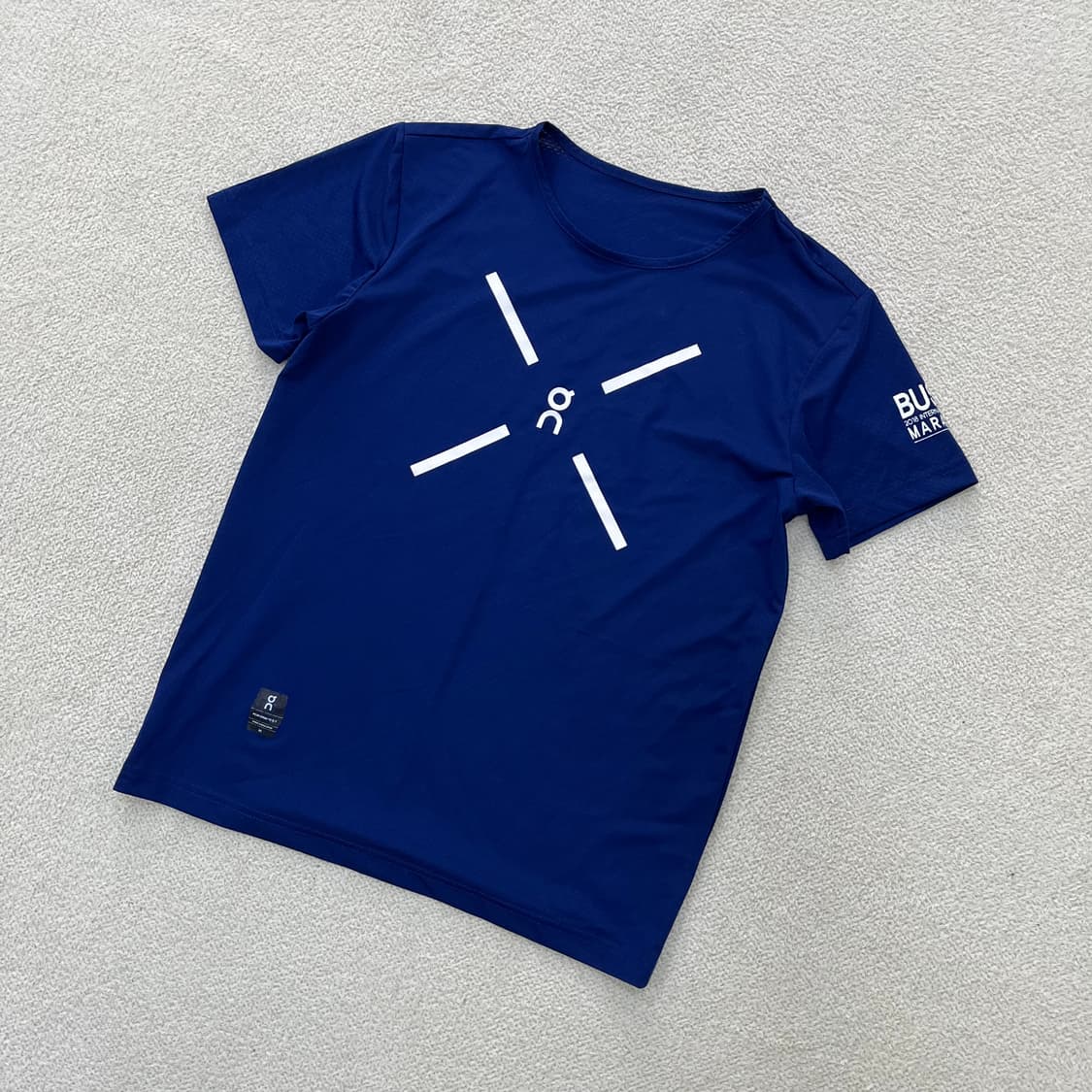 95 온러닝 부산바다 마라톤 기념티 0415M 상품이미지1