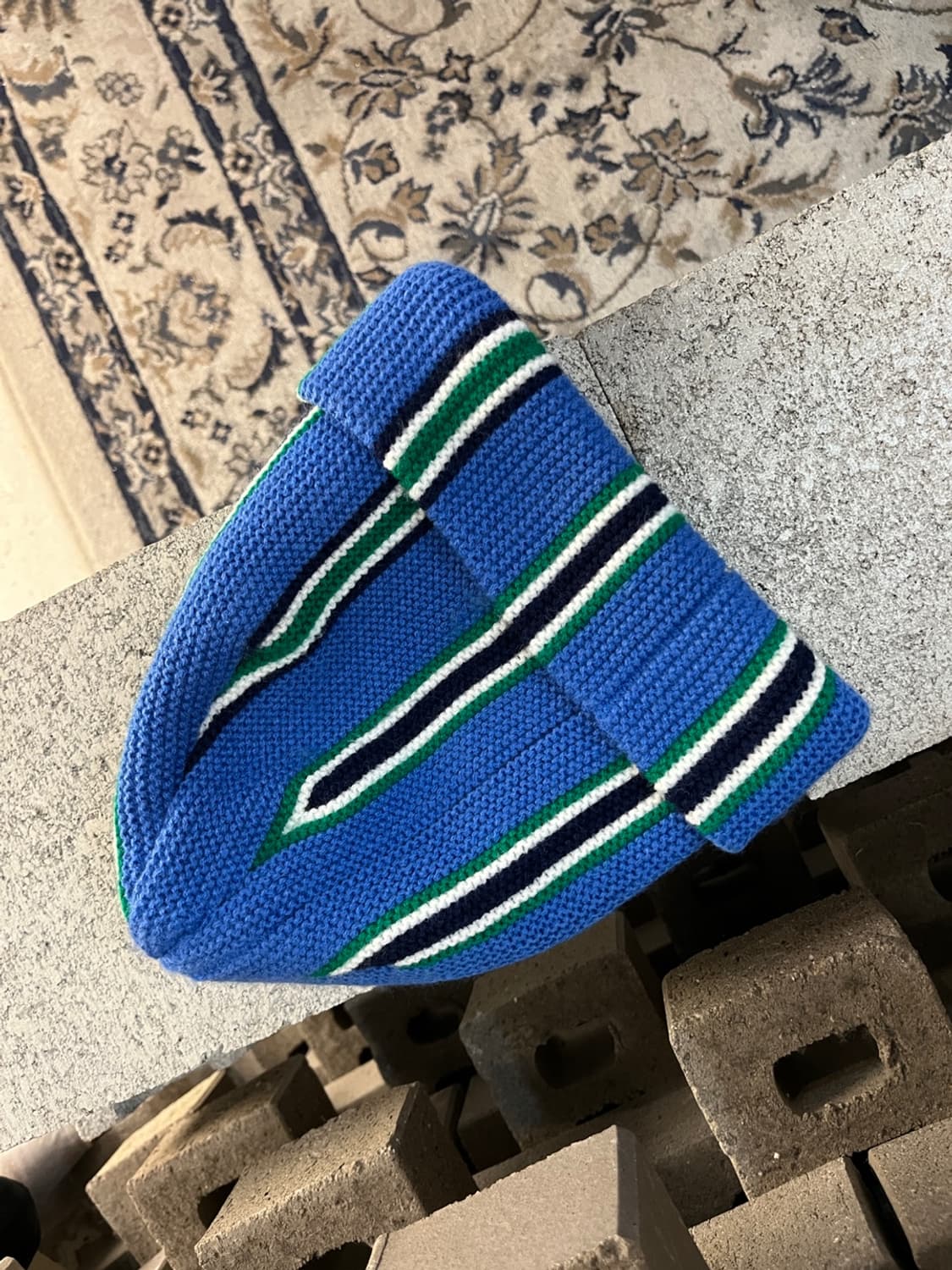 스투시 버티칼 스트라이프 비니 상품이미지3