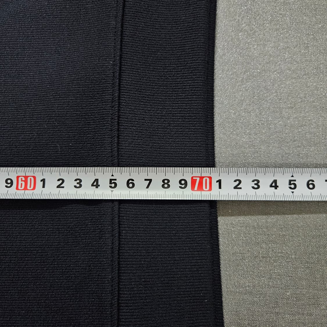 110 닥스 강아지자수 하프넥 버튼 니트 다크네이비 상품이미지8