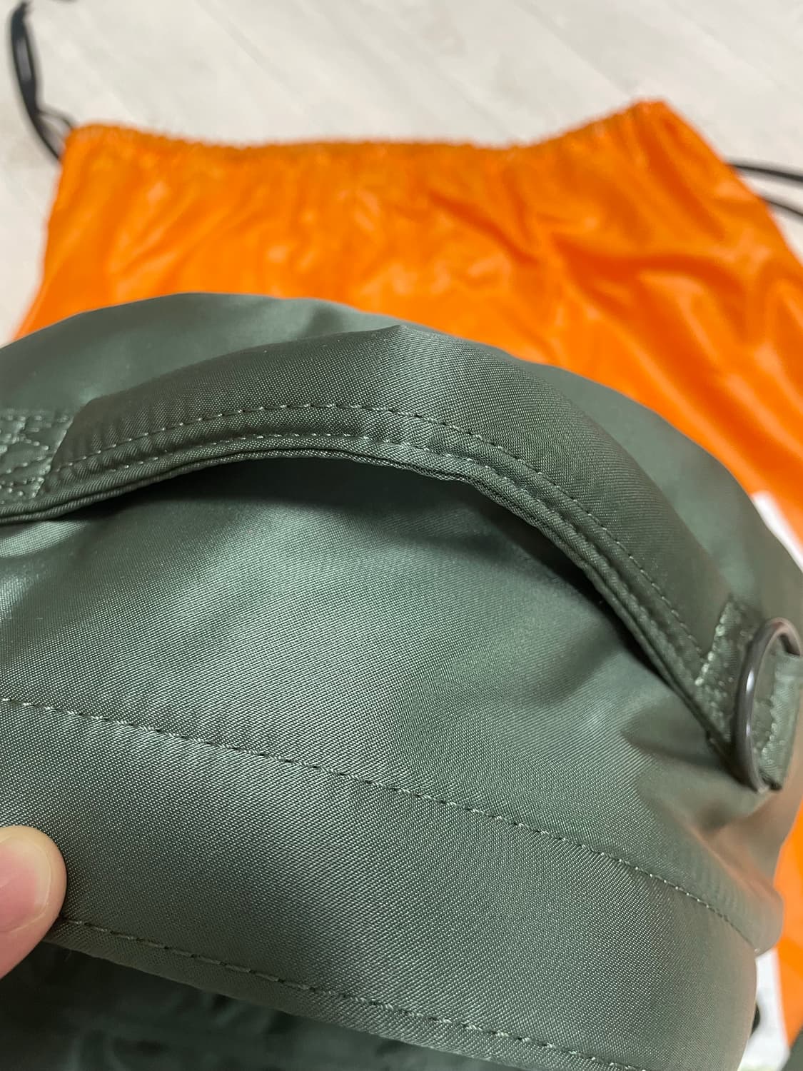 포터 탱커 데이팩 세이지 그린 상품이미지5