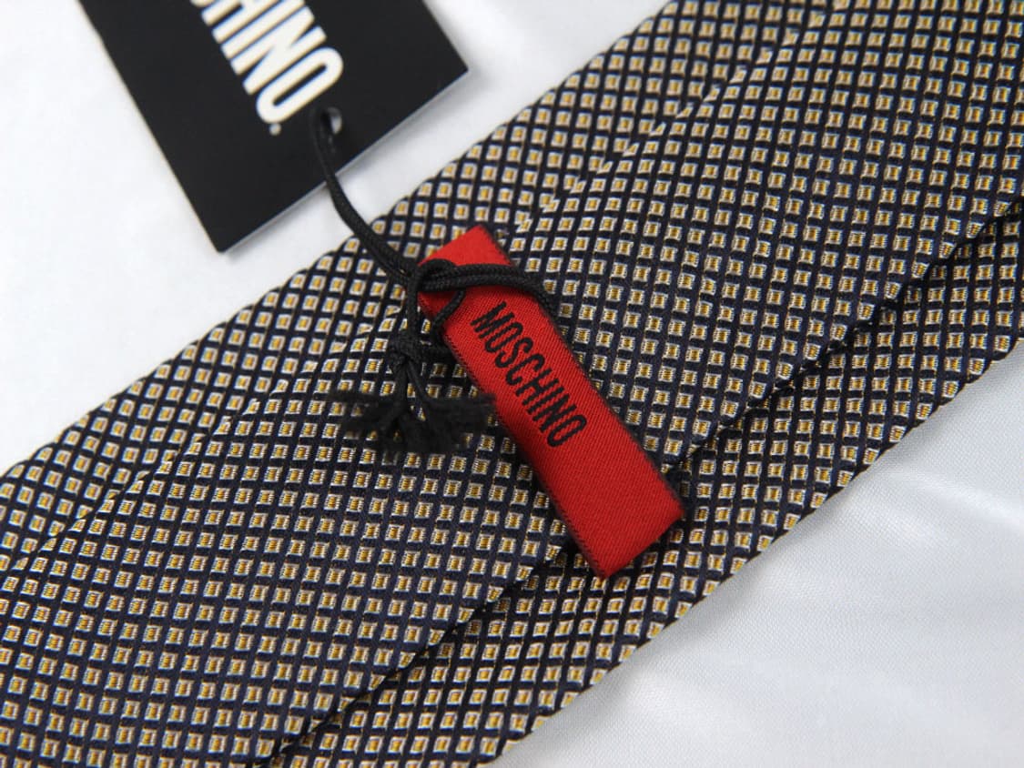 모스키노 8.2cm 미사용 S등급 신형 남자 명품 넥타이 상품이미지3