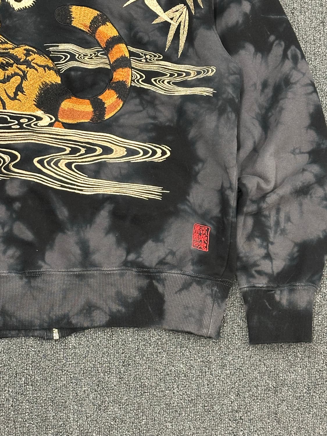XL)카라쿠리 타마시 빈티지 오리엔탈 타이거 자수 후드집업 상품이미지3