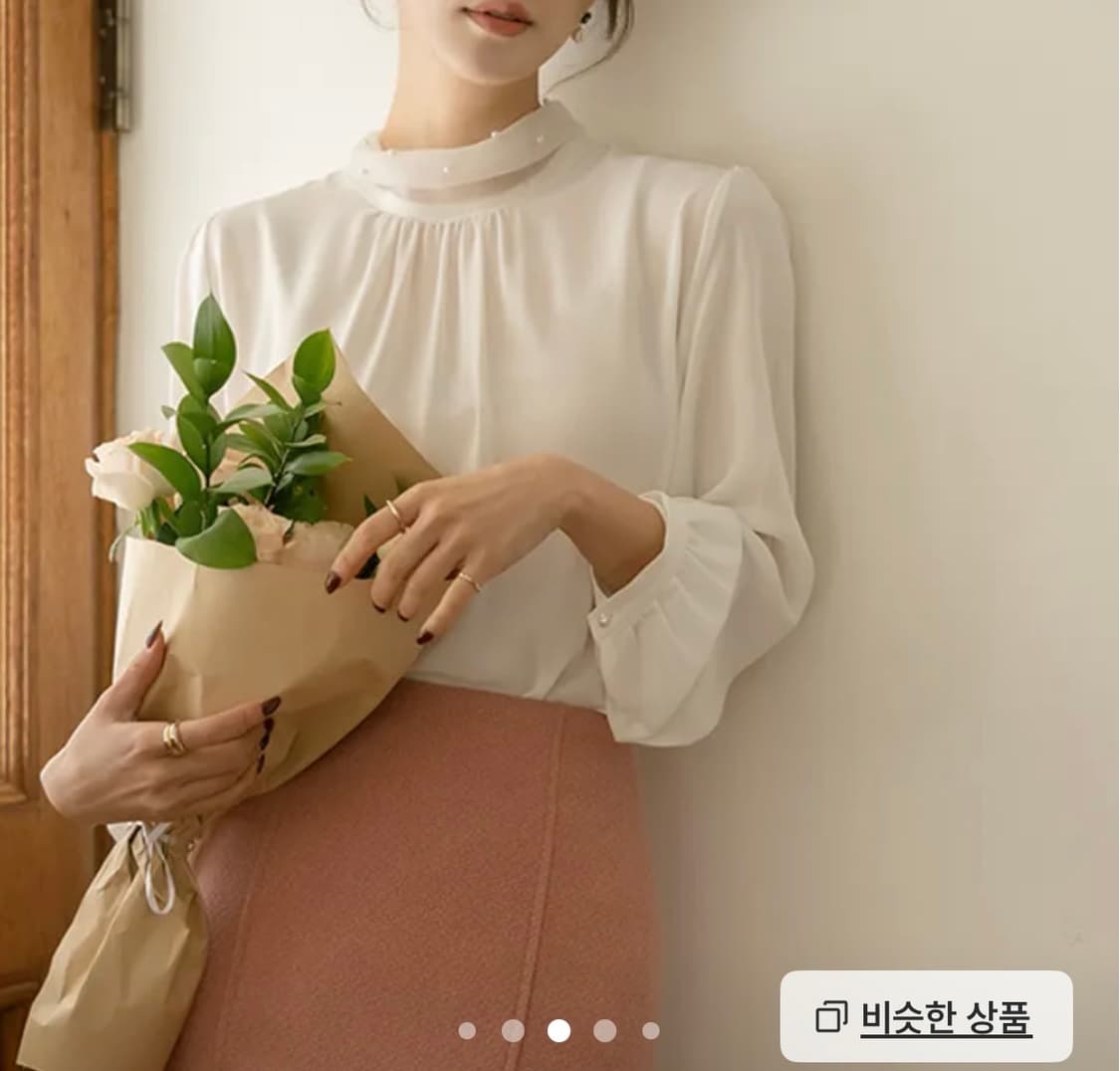 오드 진주 오간자 반하이넥 블라우스 상품이미지1