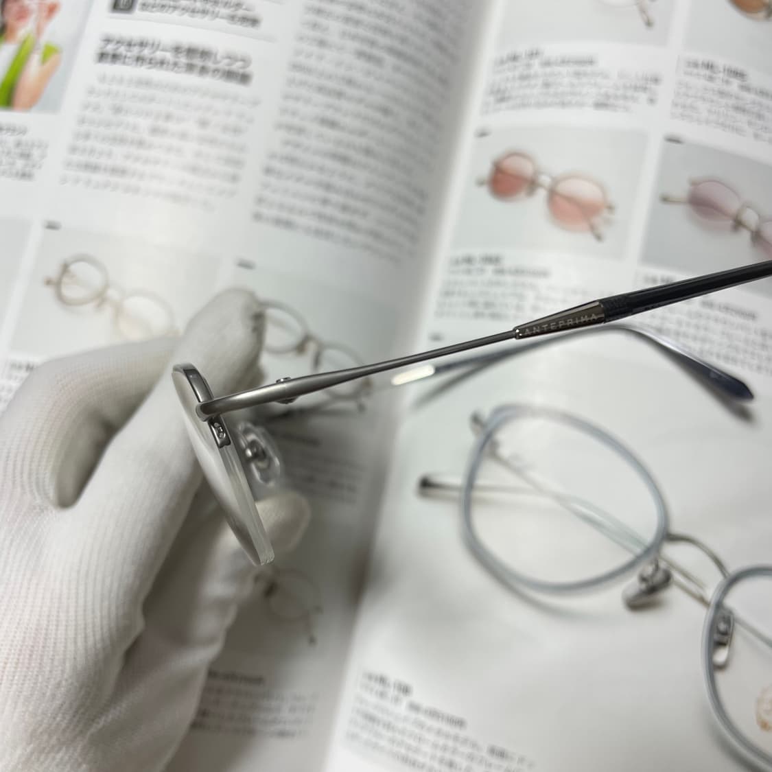 ANTEPRIMA 안테프리마 티타늄 반무테 실버 일본 안경 상품이미지4