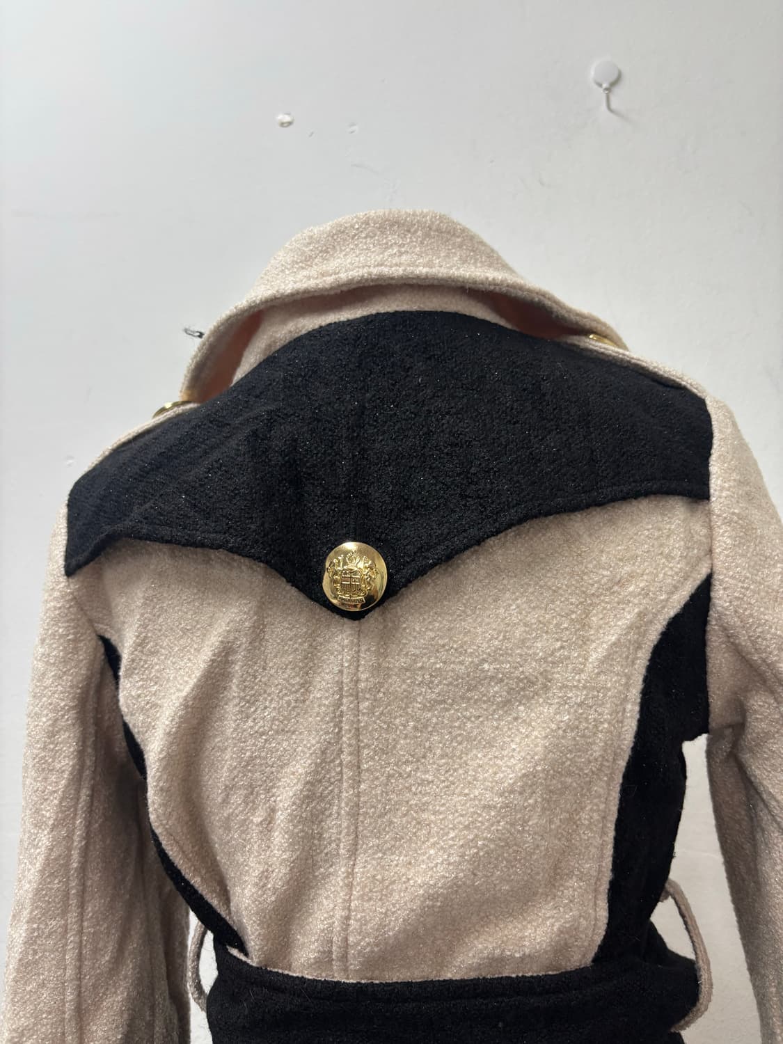 디아 d.i.a 아이보리 부클레 갸루 십자가 지퍼 코트자켓 상품이미지9