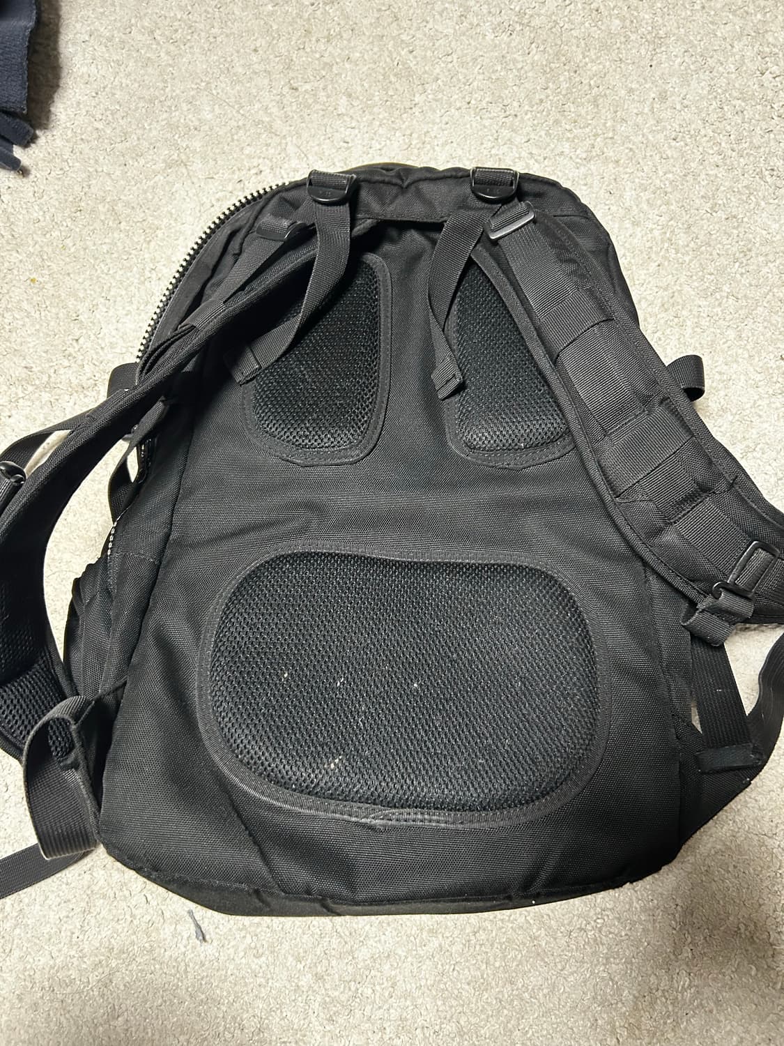 fce950 백팩 블랙 판매 상품이미지6