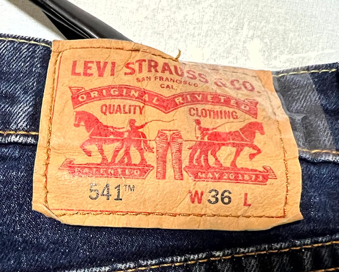 리바이스541 남자 청반바지 데님쇼츠 캐주얼 스판 데미지진 XXL 36  상품이미지3