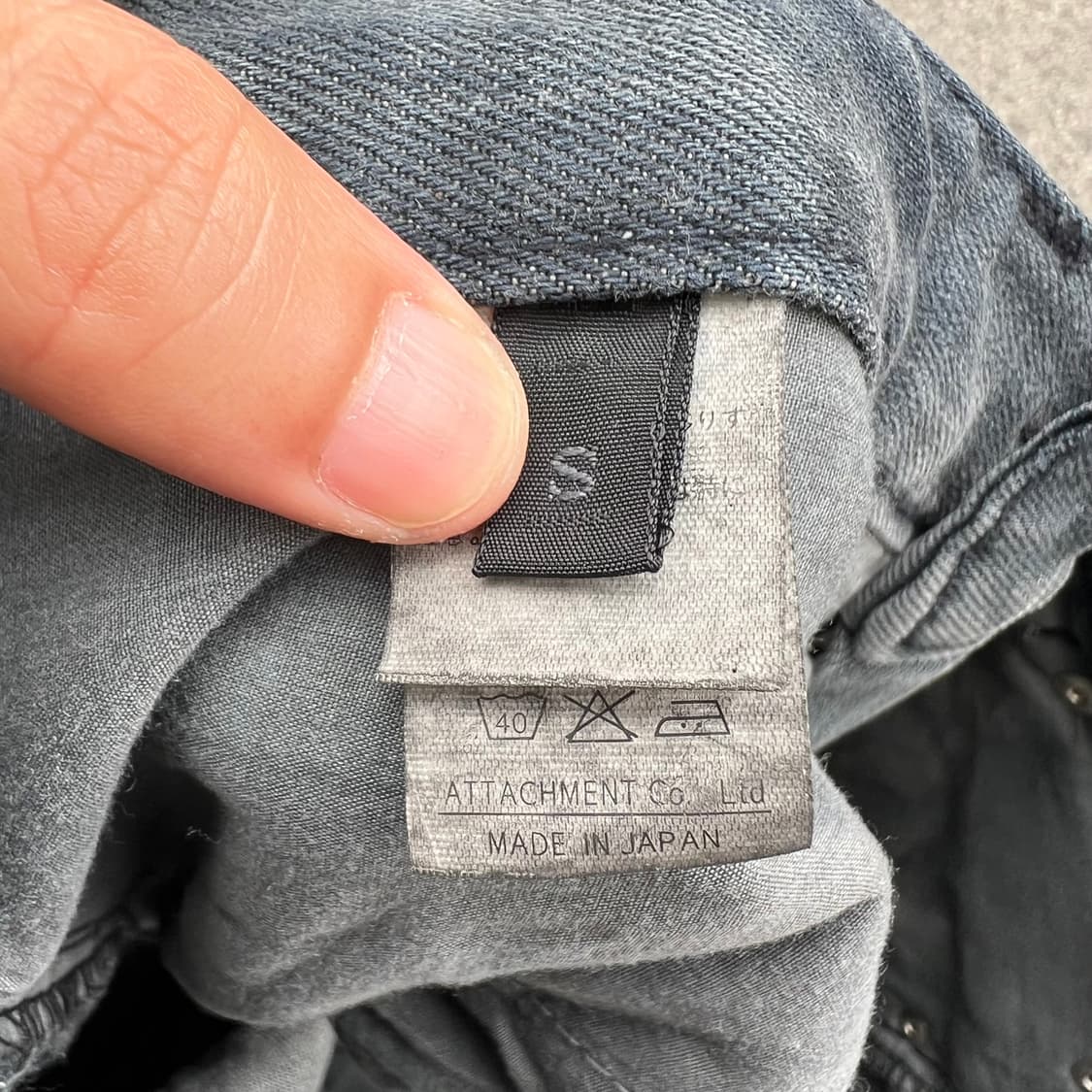 Attachment Dirty Washed Skinny Jeans 상품이미지8