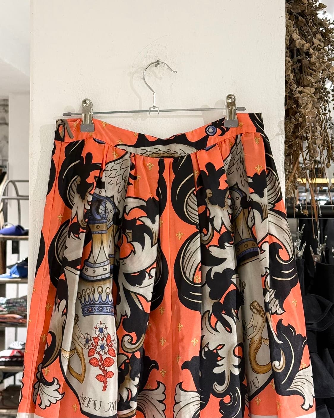미우미우 오렌지 프린팅 실크 플레어 스커트 상품이미지5