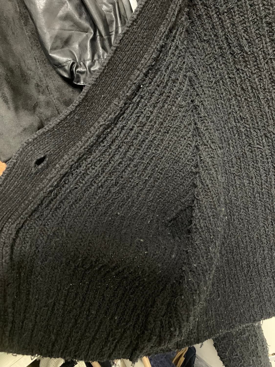 쉬이즈큐트 플러피 가디건 블랙 상품이미지7