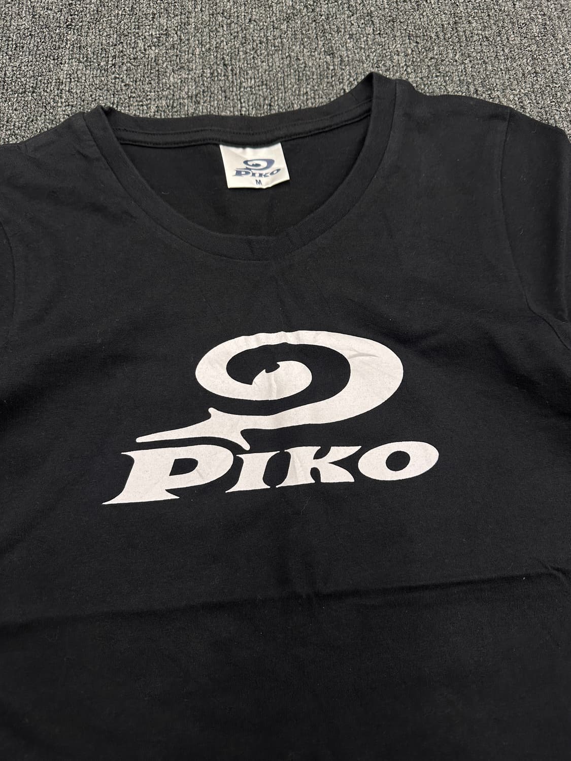 PIKO 우먼스 블랙 반팔티 M 상품이미지3
