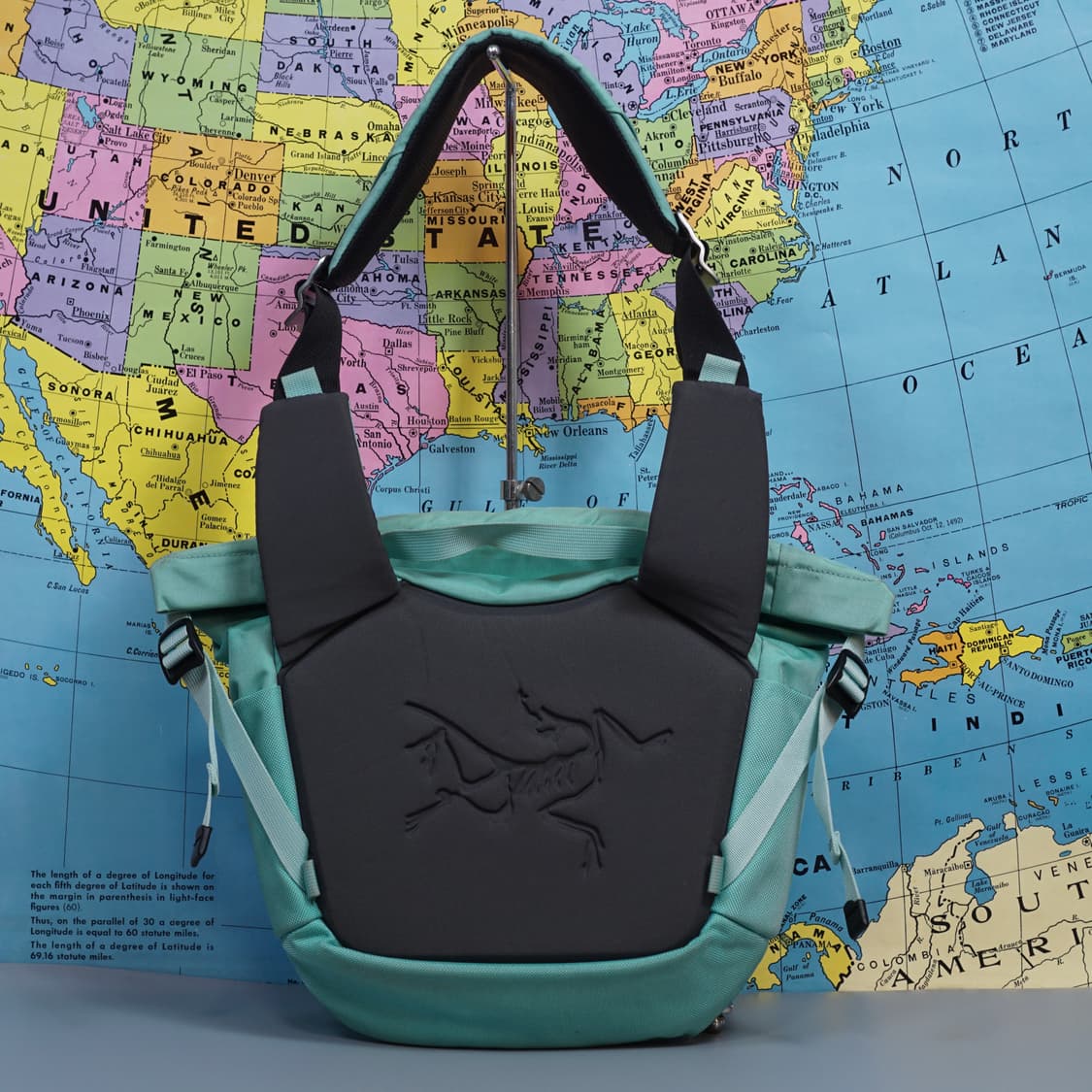 아크테릭스 미스트랄 8 크로스백 상품이미지3