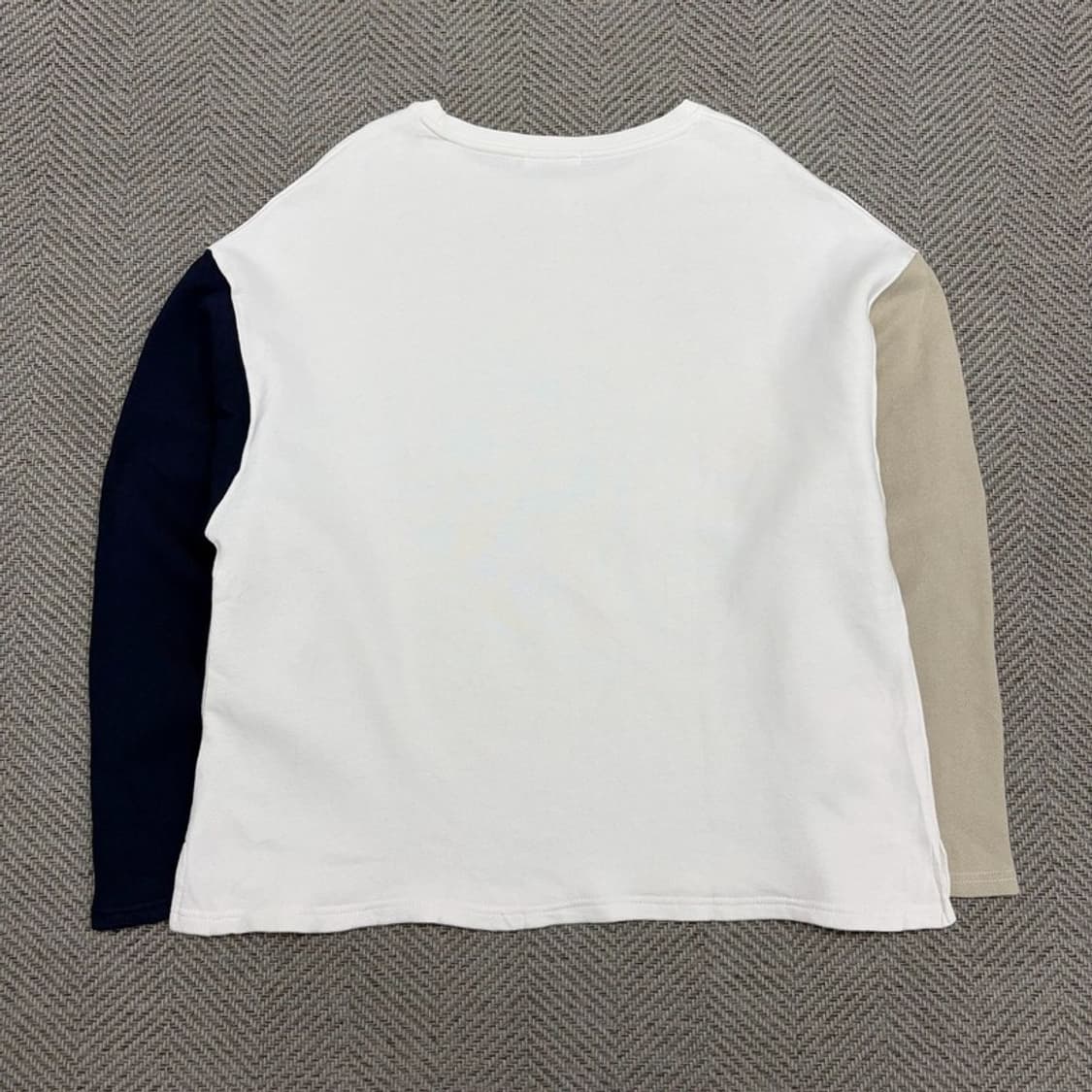 프릭스스토어 배색 맨투맨 v3034 상품이미지2