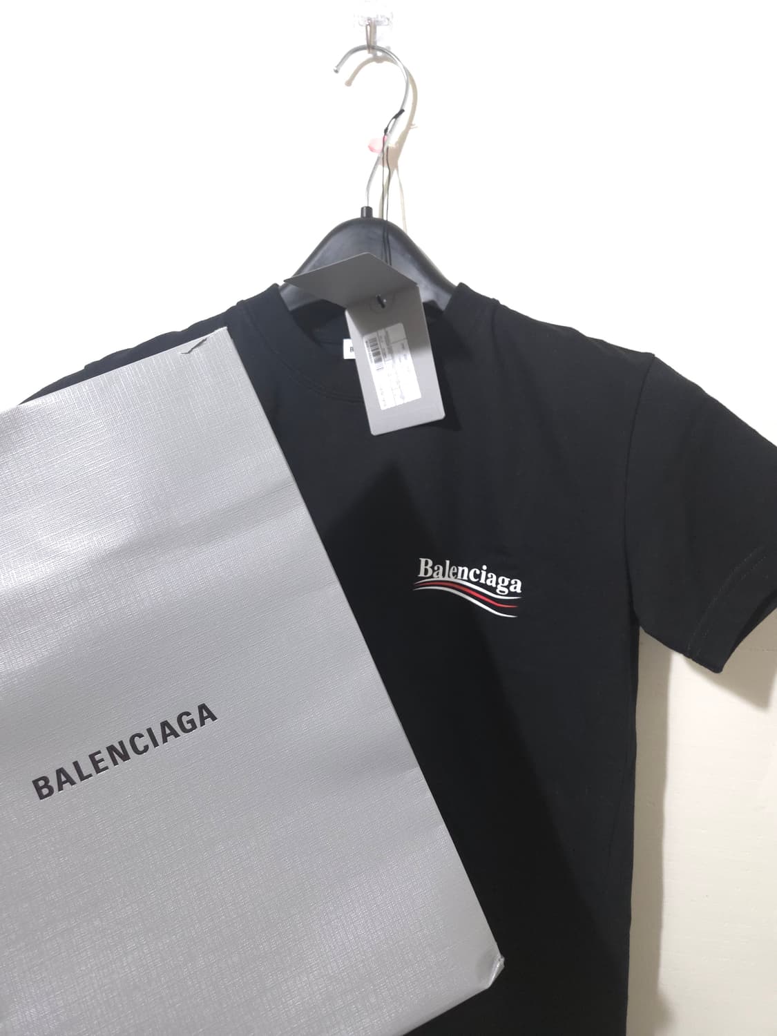 [새상품급] 발렌시아가 여성 웨이브로고 반팔 티 M Size 상품이미지10